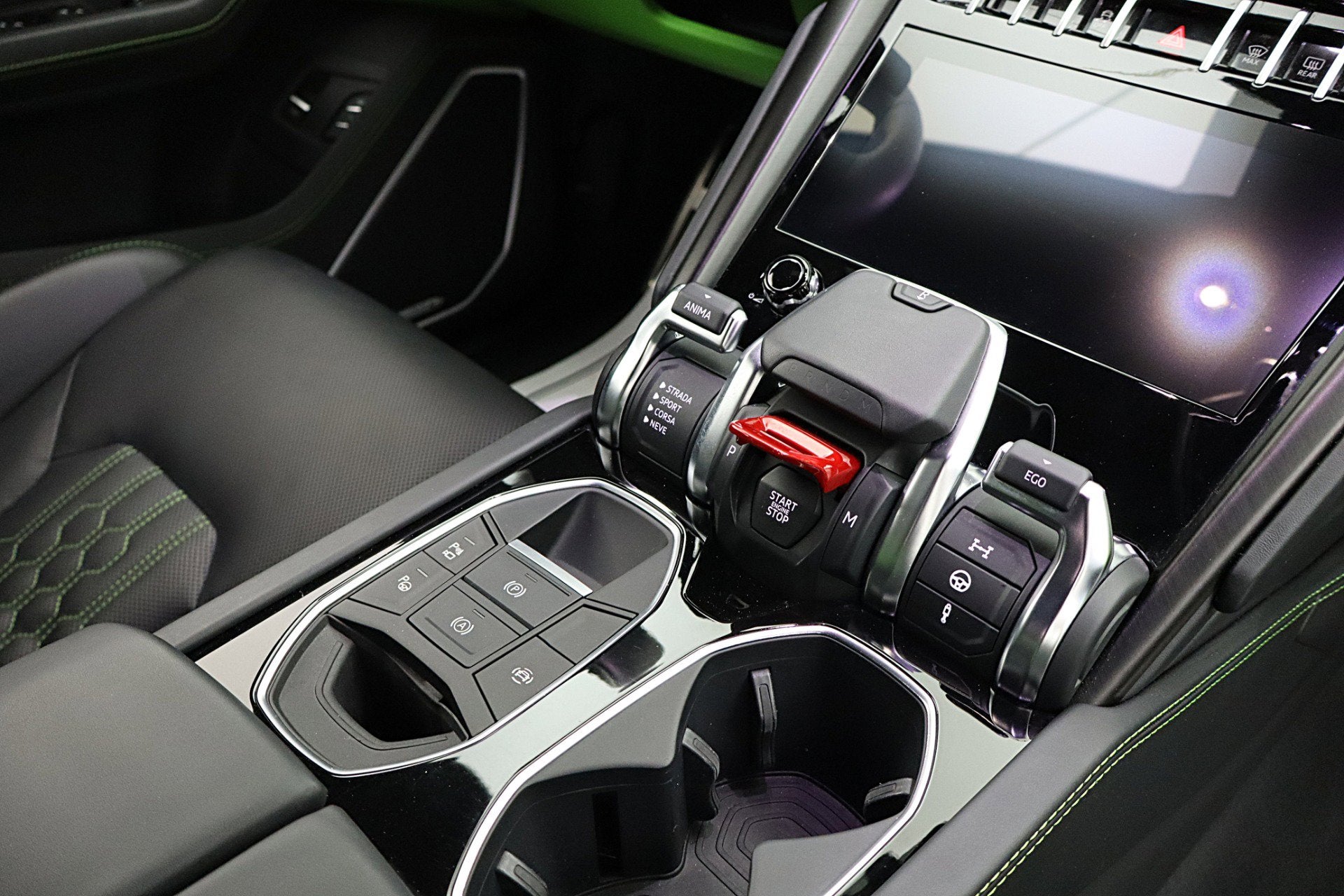 2024 Lamborghini Urus S