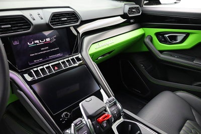 2024 Lamborghini Urus S