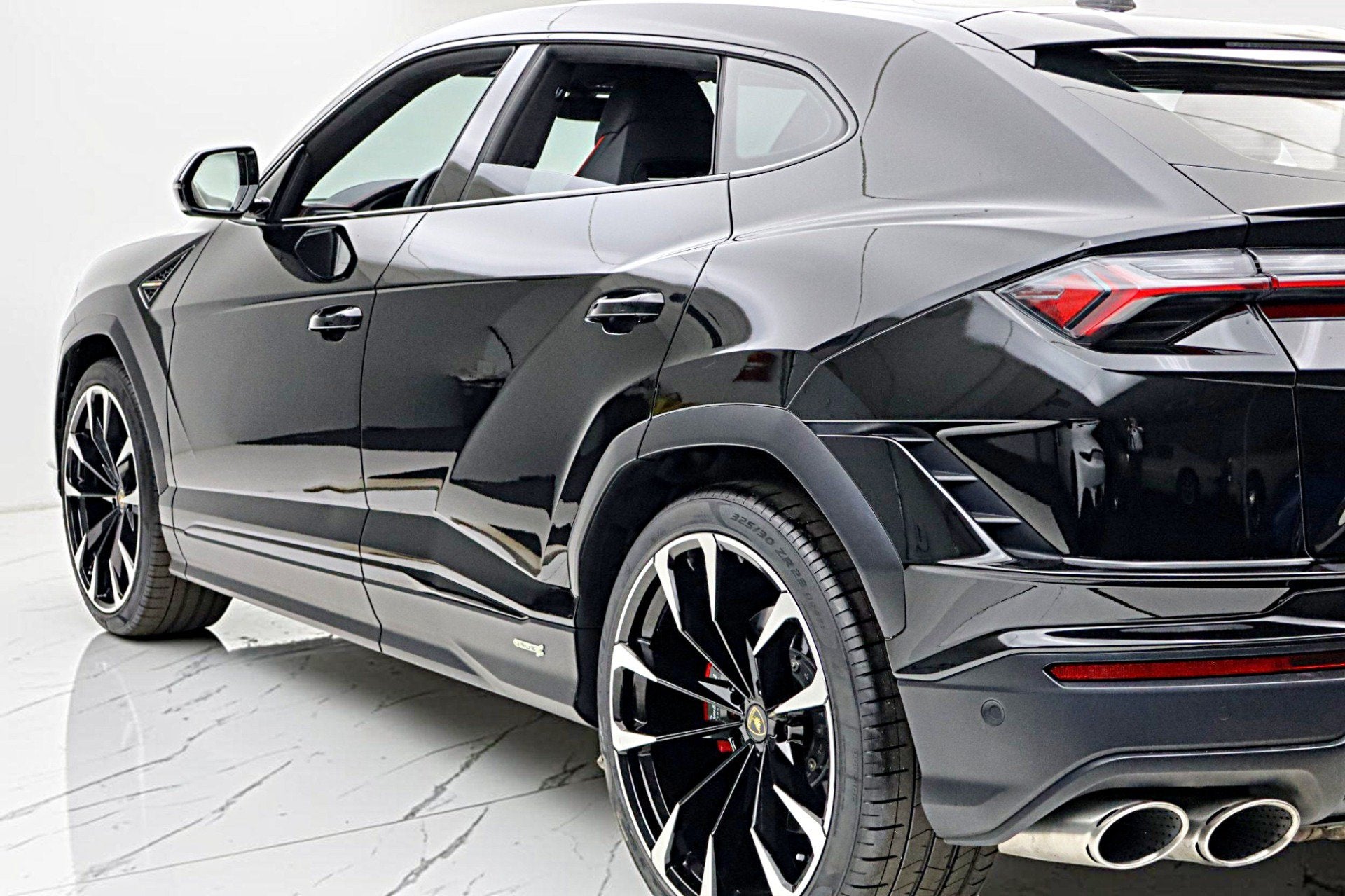 2024 Lamborghini Urus S/LEASE OPTIONS AVAILABLE