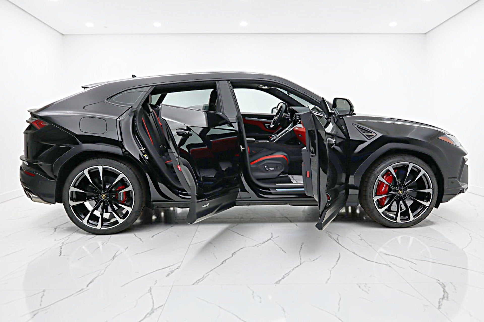 2024 Lamborghini Urus S/LEASE OPTIONS AVAILABLE