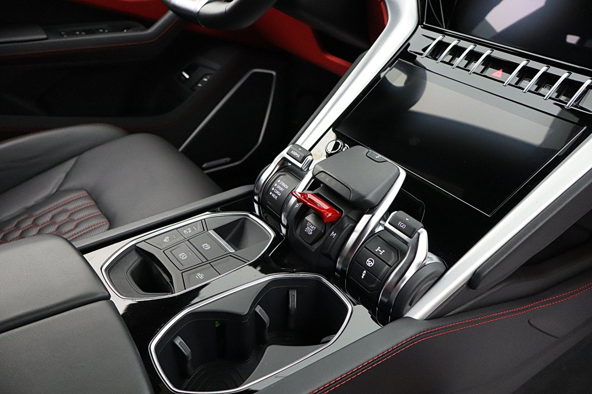 2024 Lamborghini Urus S/LEASE OPTIONS AVAILABLE