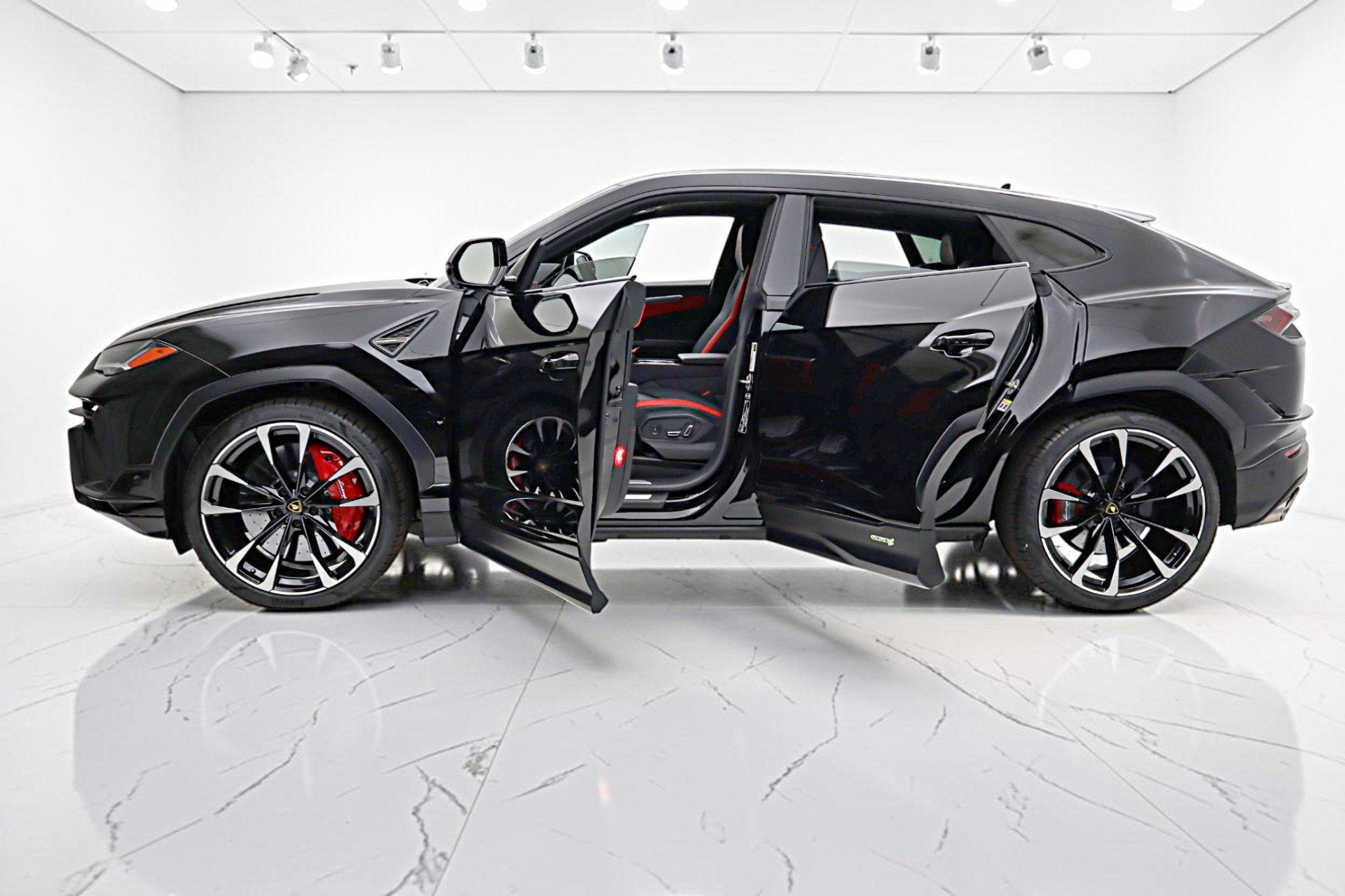 2024 Lamborghini Urus S/LEASE OPTIONS AVAILABLE