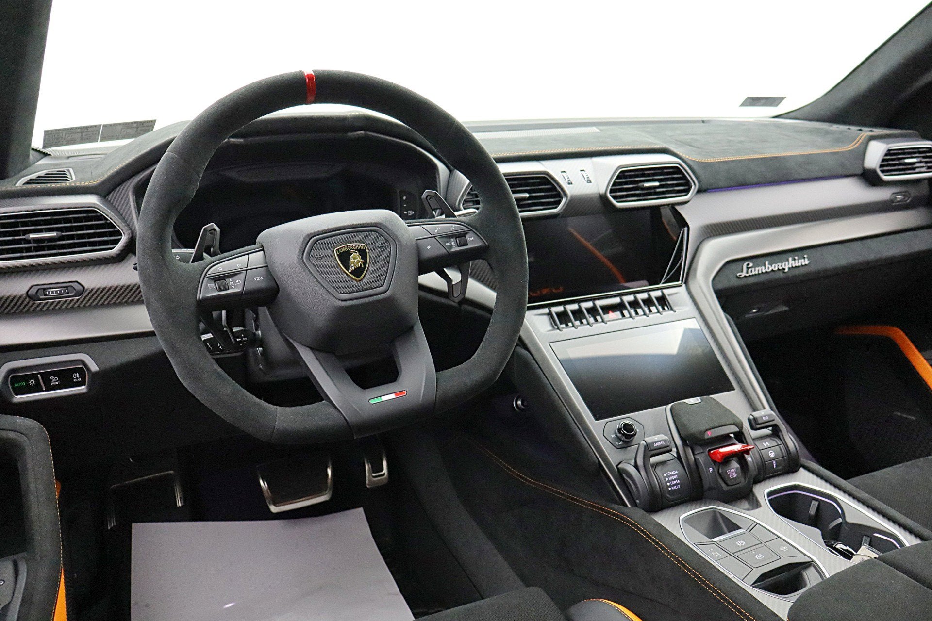 2024 Lamborghini Urus Performante/LEASE OPTIONS AVAILABLE