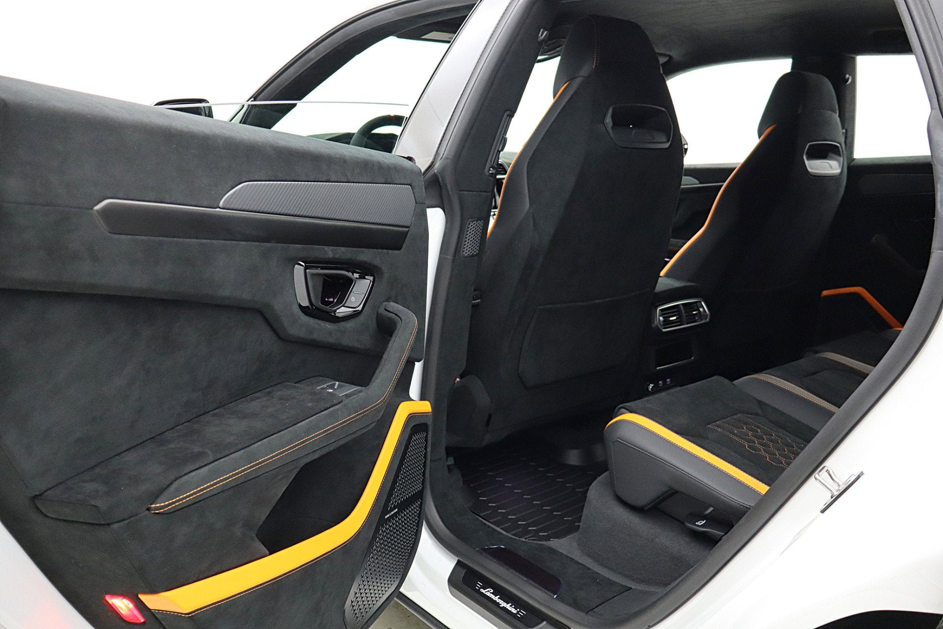 2024 Lamborghini Urus Performante/LEASE OPTIONS AVAILABLE