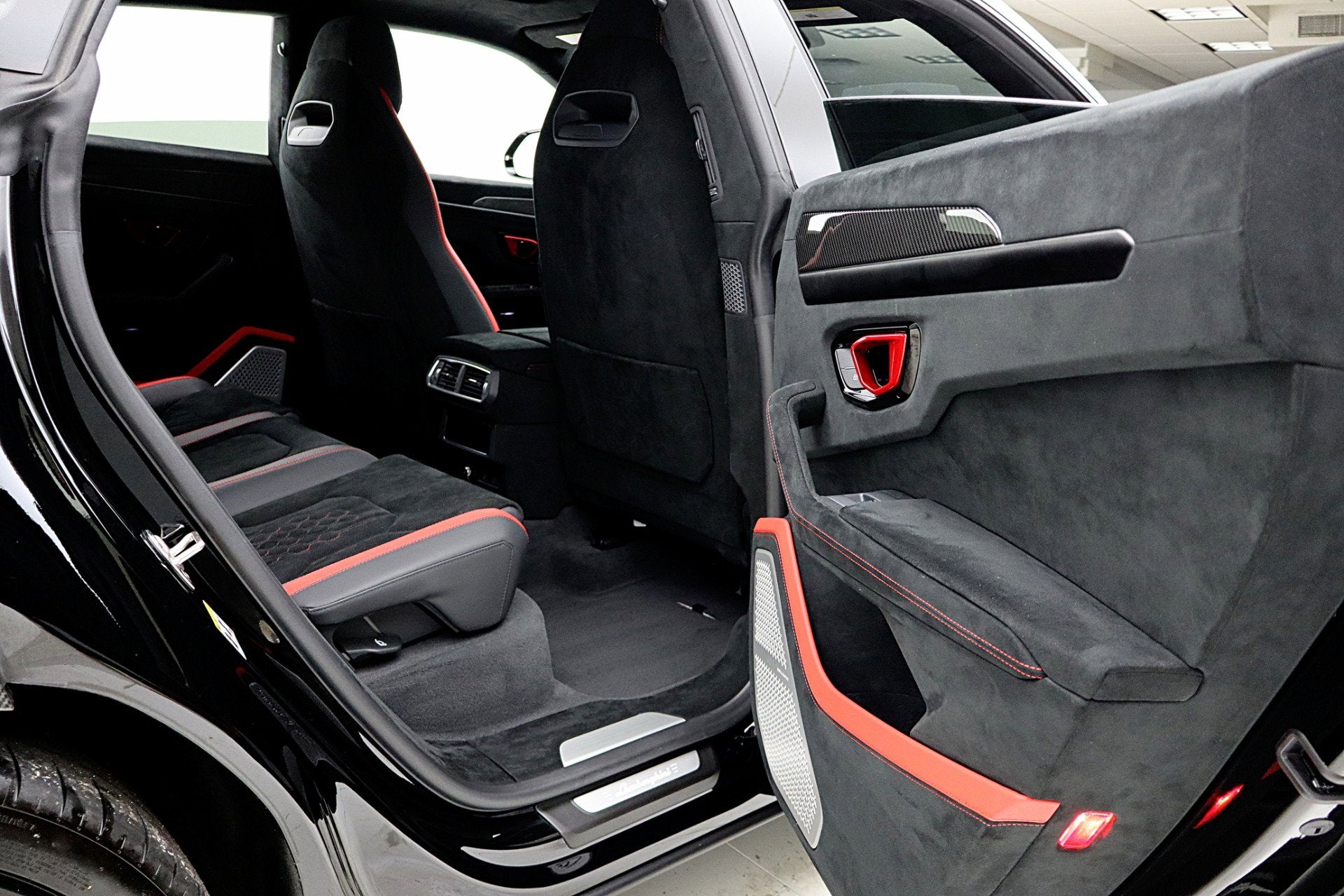 2024 Lamborghini Urus Performante/LEASE OPTIONS AVAILABLE