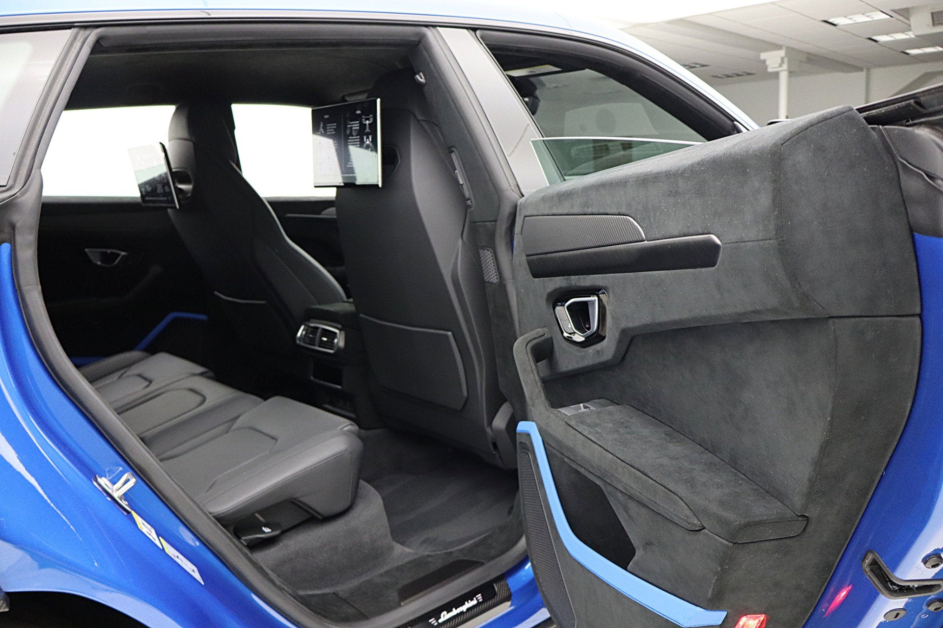 2024 Lamborghini Urus Performante/LEASE OPTIONS AVAILABLE