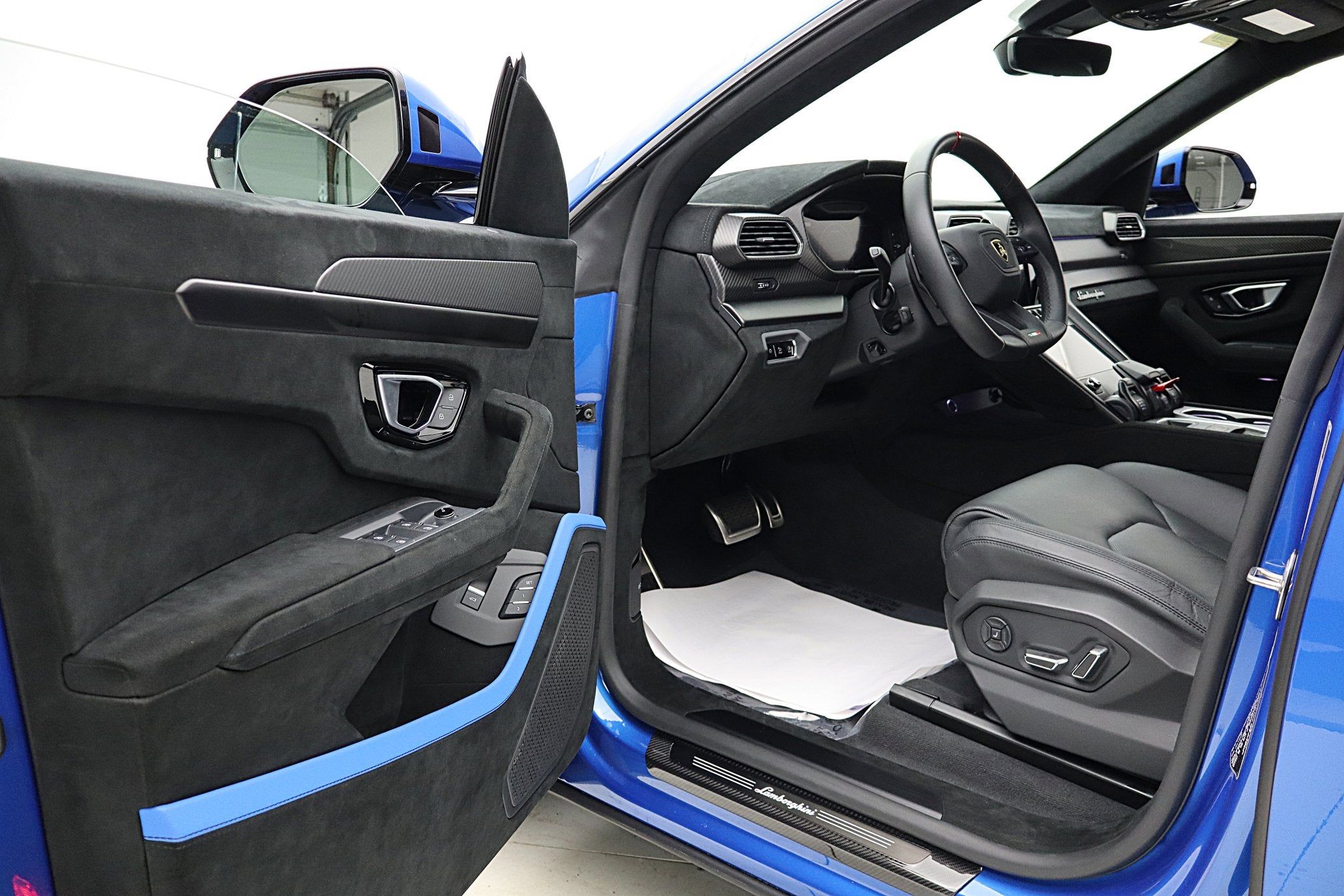 2024 Lamborghini Urus Performante/LEASE OPTIONS AVAILABLE