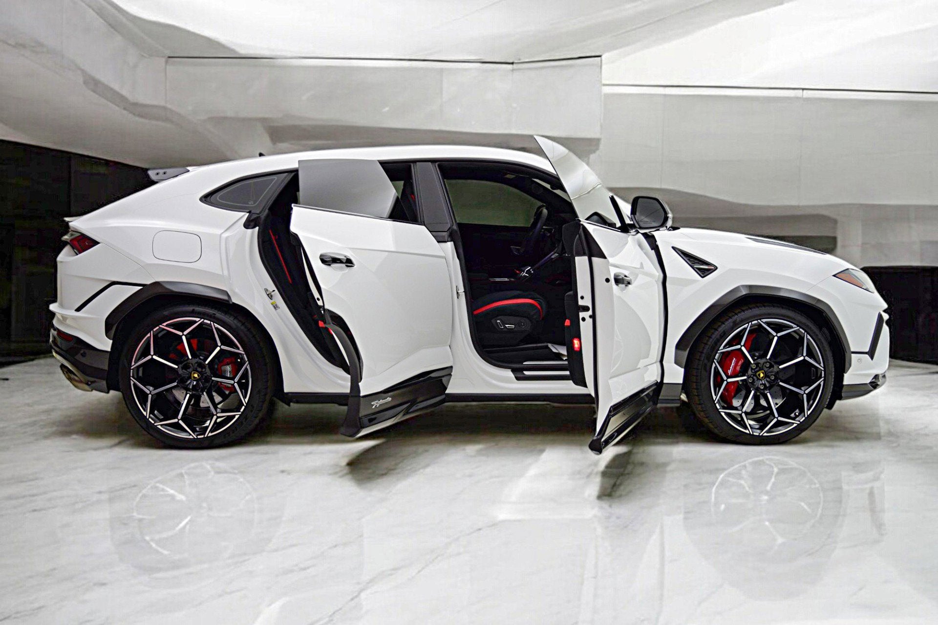 2024 Lamborghini Urus Performante/LEASE OPTIONS AVAILABLE