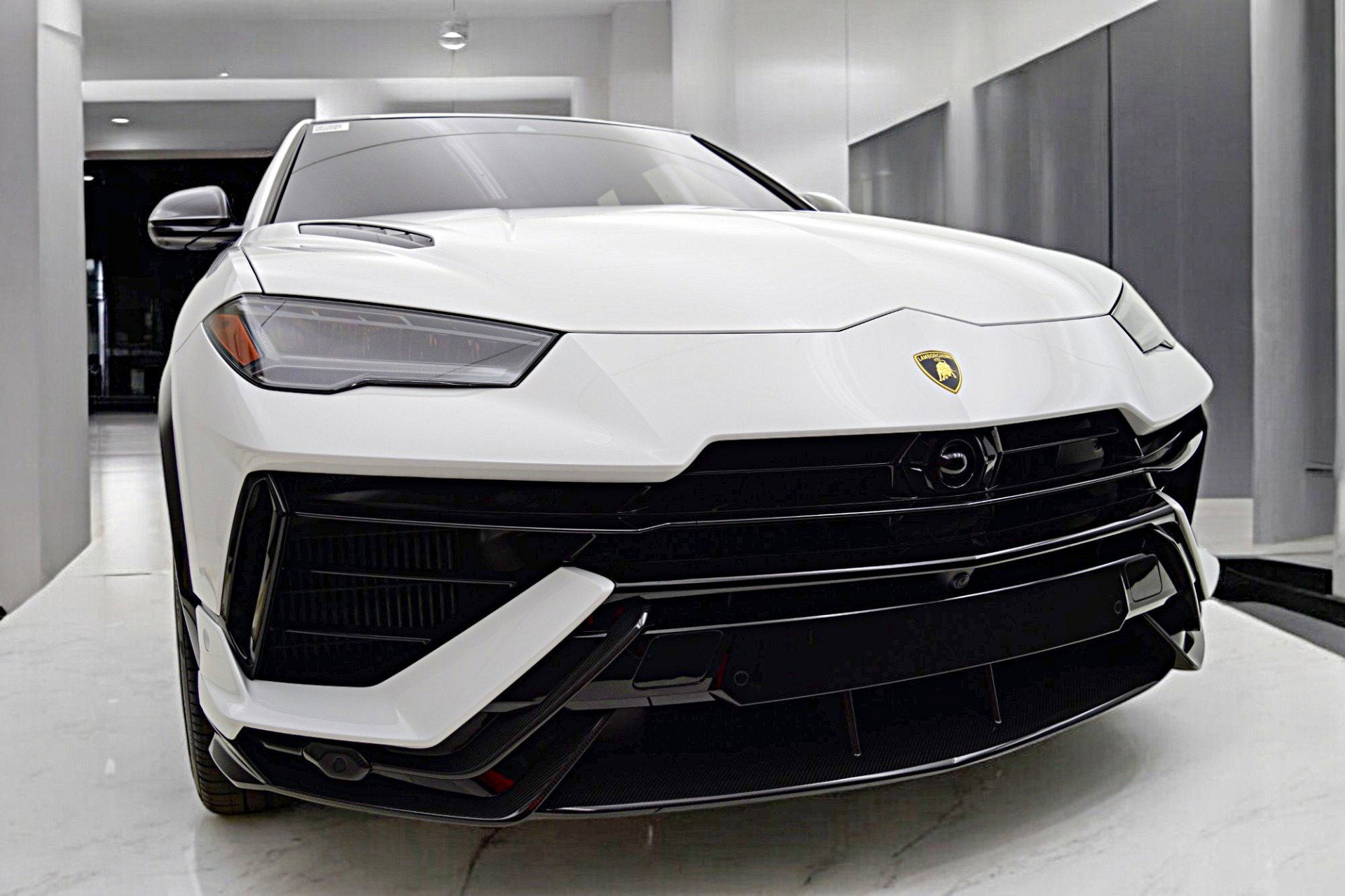2024 Lamborghini Urus Performante/LEASE OPTIONS AVAILABLE
