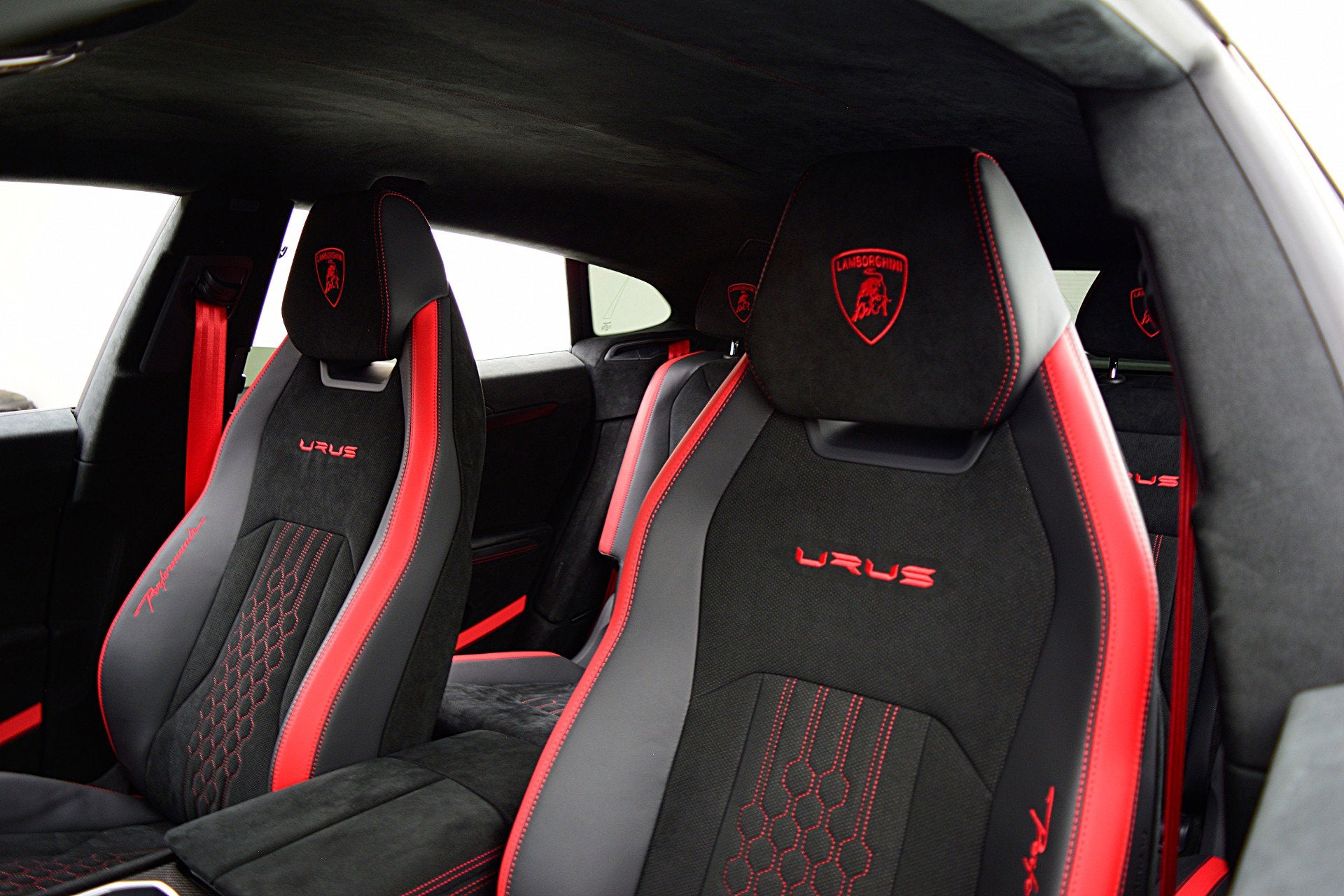 2024 Lamborghini Urus Performante/LEASE OPTIONS AVAILABLE