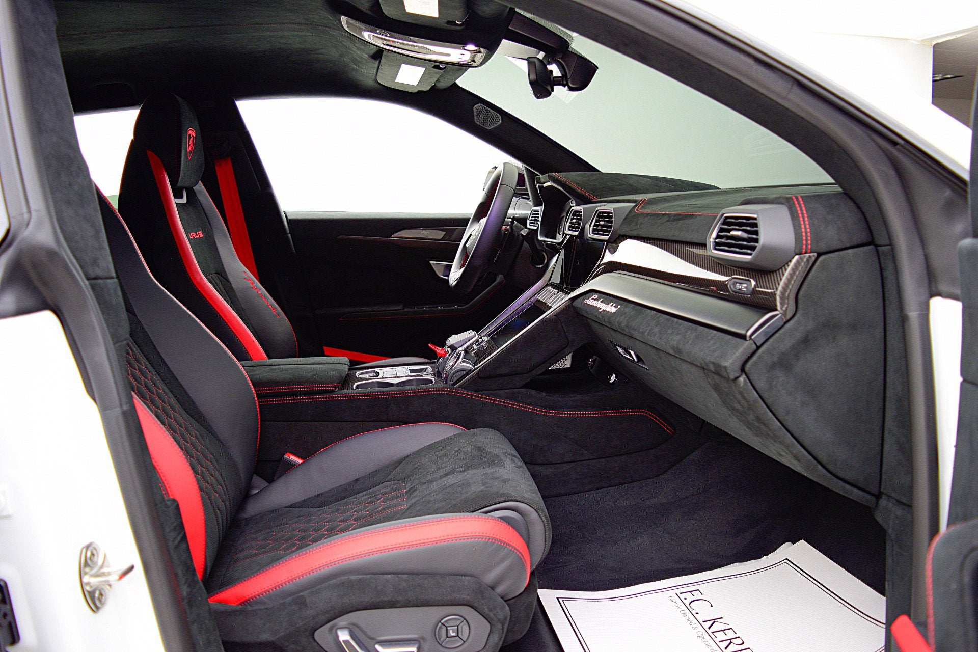 2024 Lamborghini Urus Performante/LEASE OPTIONS AVAILABLE