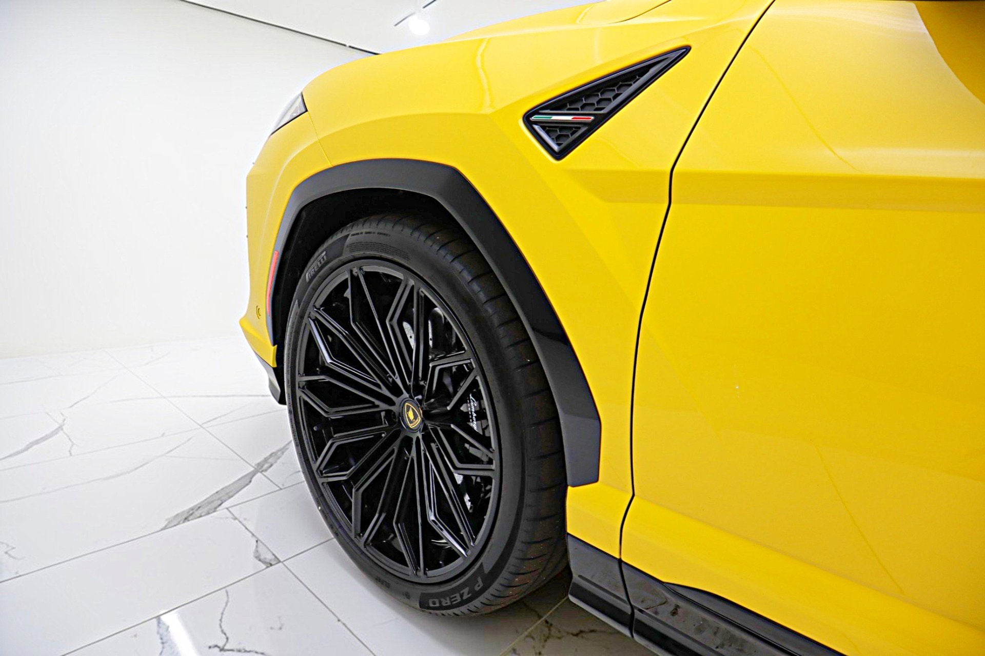 2025 Lamborghini Urus SE/LEASE OPTIONS AVAILABLE