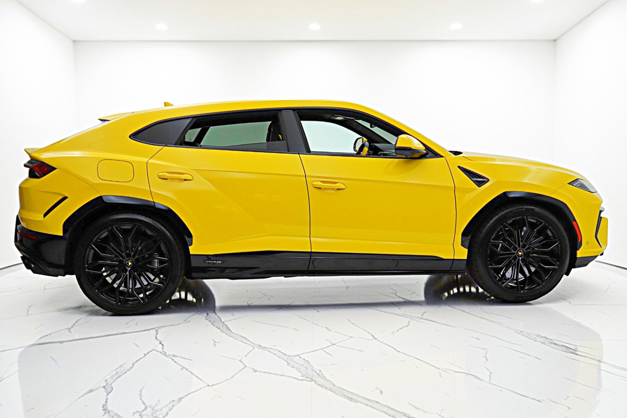 2025 Lamborghini Urus SE/LEASE OPTIONS AVAILABLE