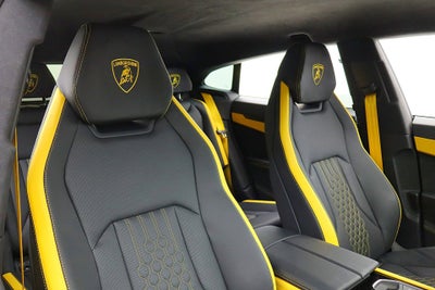 2025 Lamborghini Urus SE/LEASE OPTIONS AVAILABLE