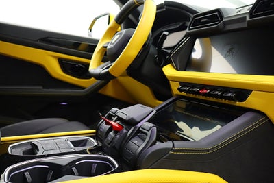 2025 Lamborghini Urus SE/LEASE OPTIONS AVAILABLE