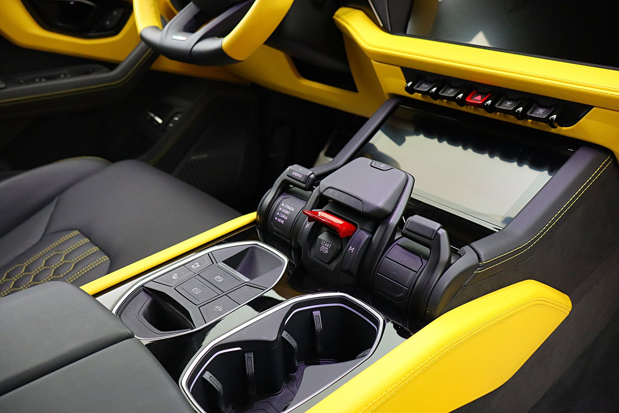 2025 Lamborghini Urus SE/LEASE OPTIONS AVAILABLE