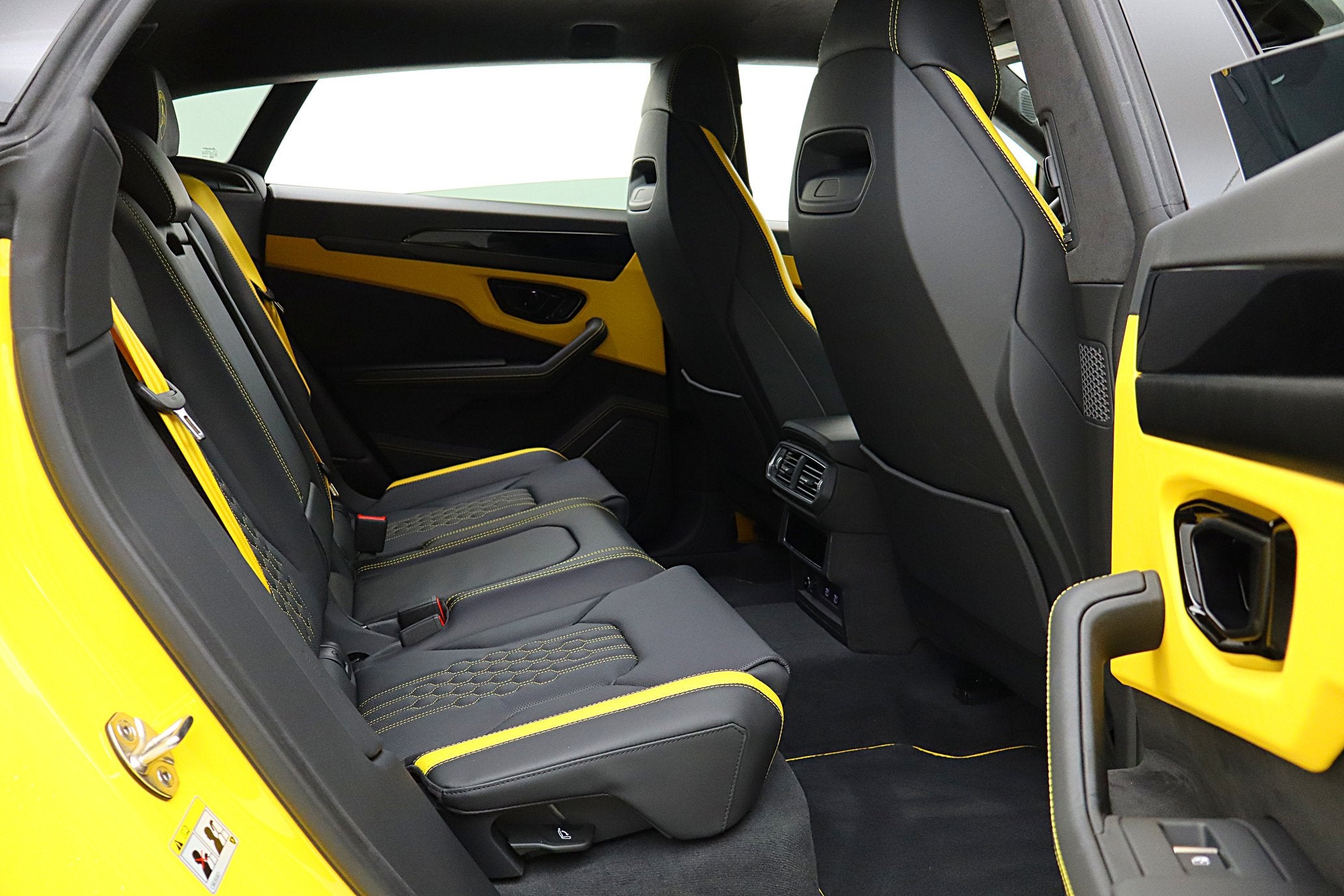 2025 Lamborghini Urus SE/LEASE OPTIONS AVAILABLE