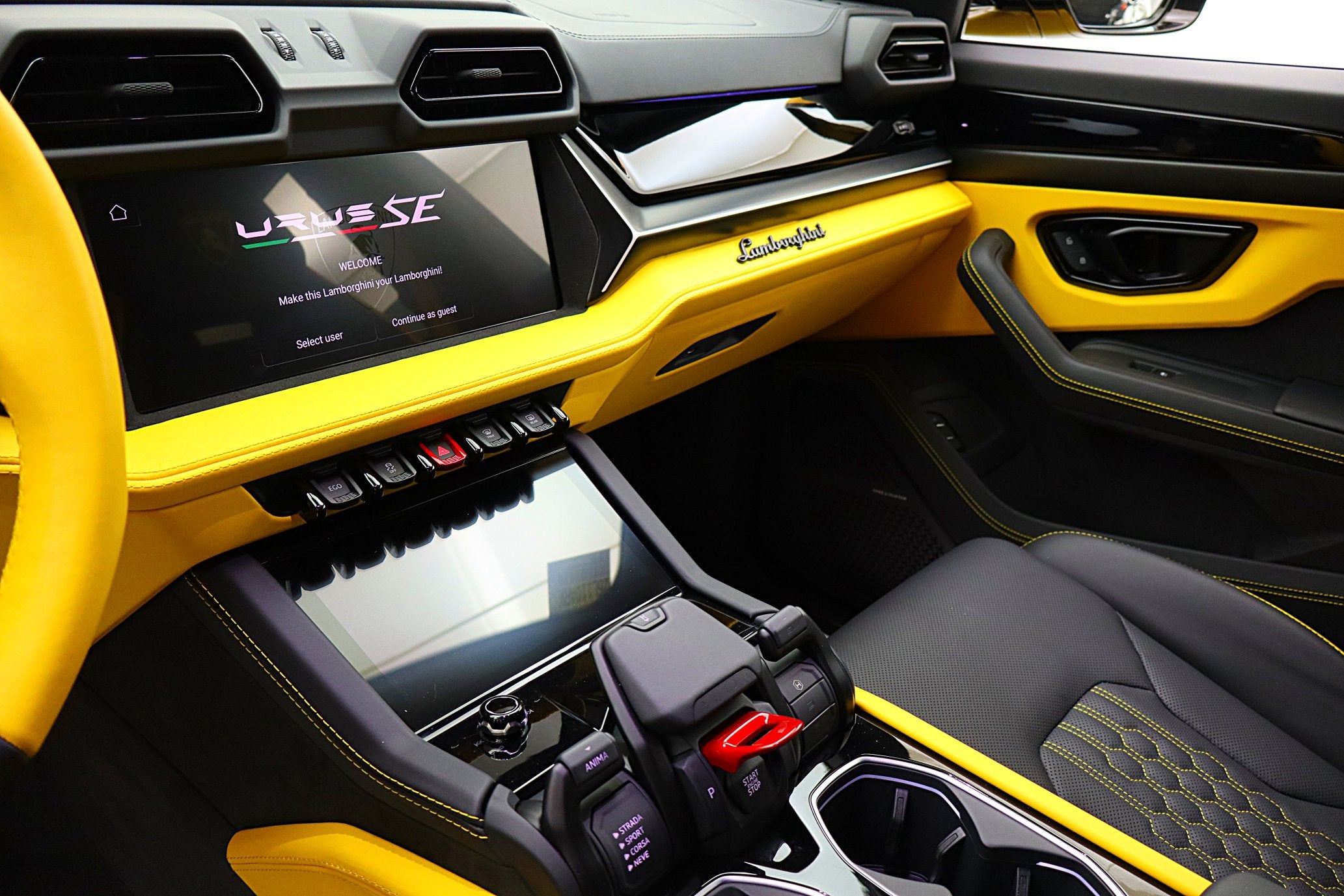 2025 Lamborghini Urus SE/LEASE OPTIONS AVAILABLE