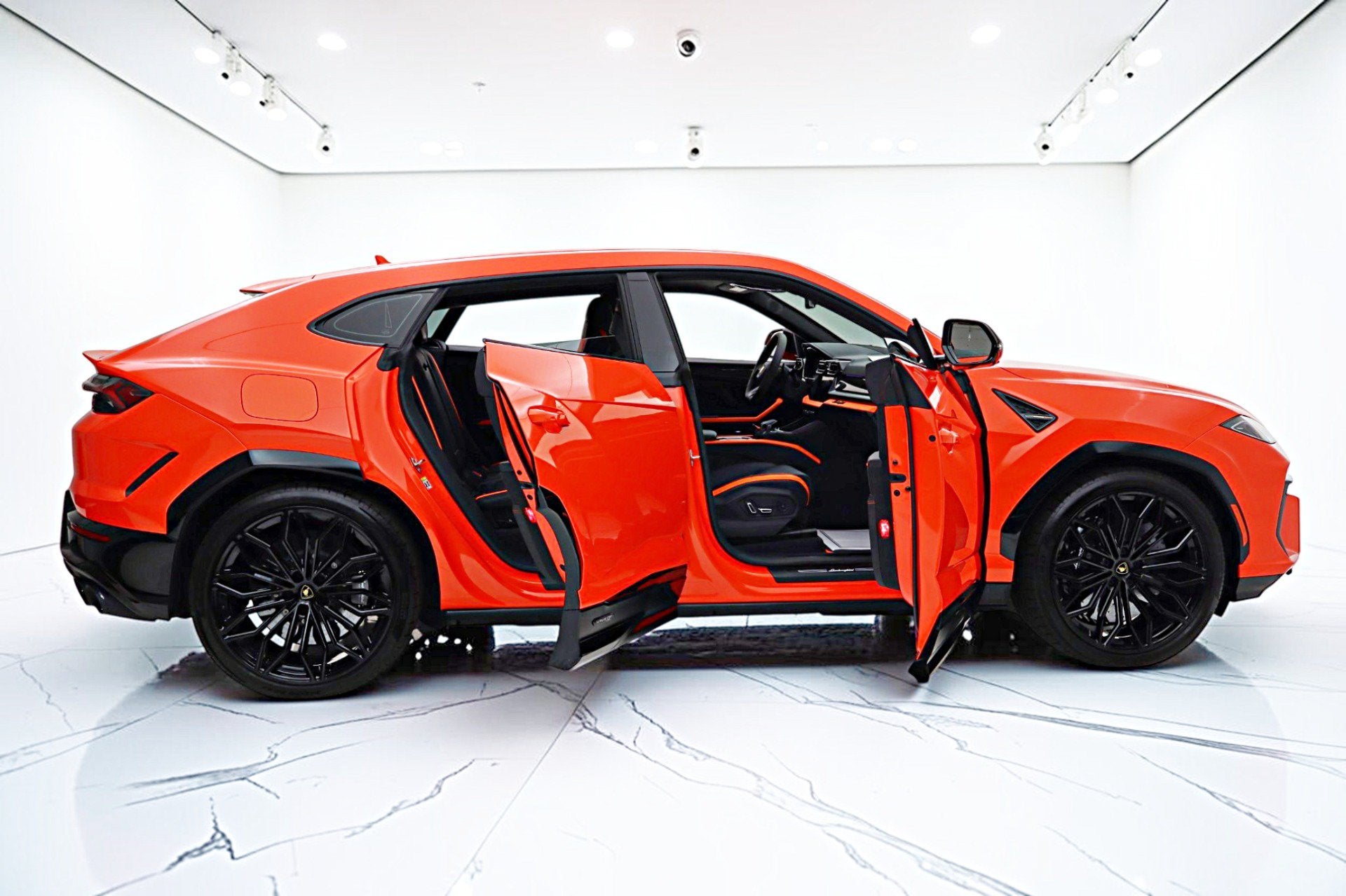 2025 Lamborghini Urus SE/LEASE OPTIONS AVAILABLE