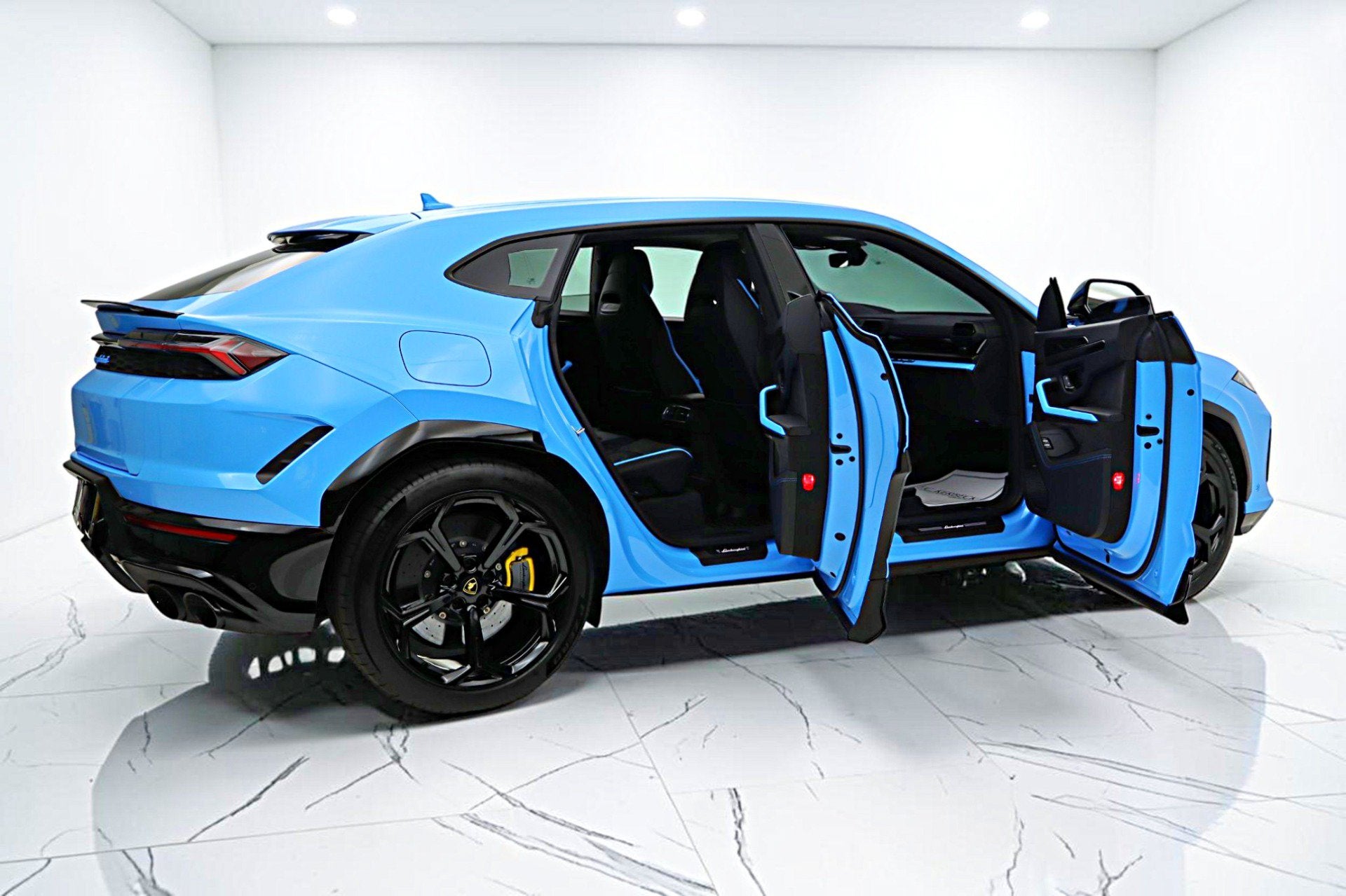 2025 Lamborghini Urus SE/LEASE OPTIONS AVAILABLE