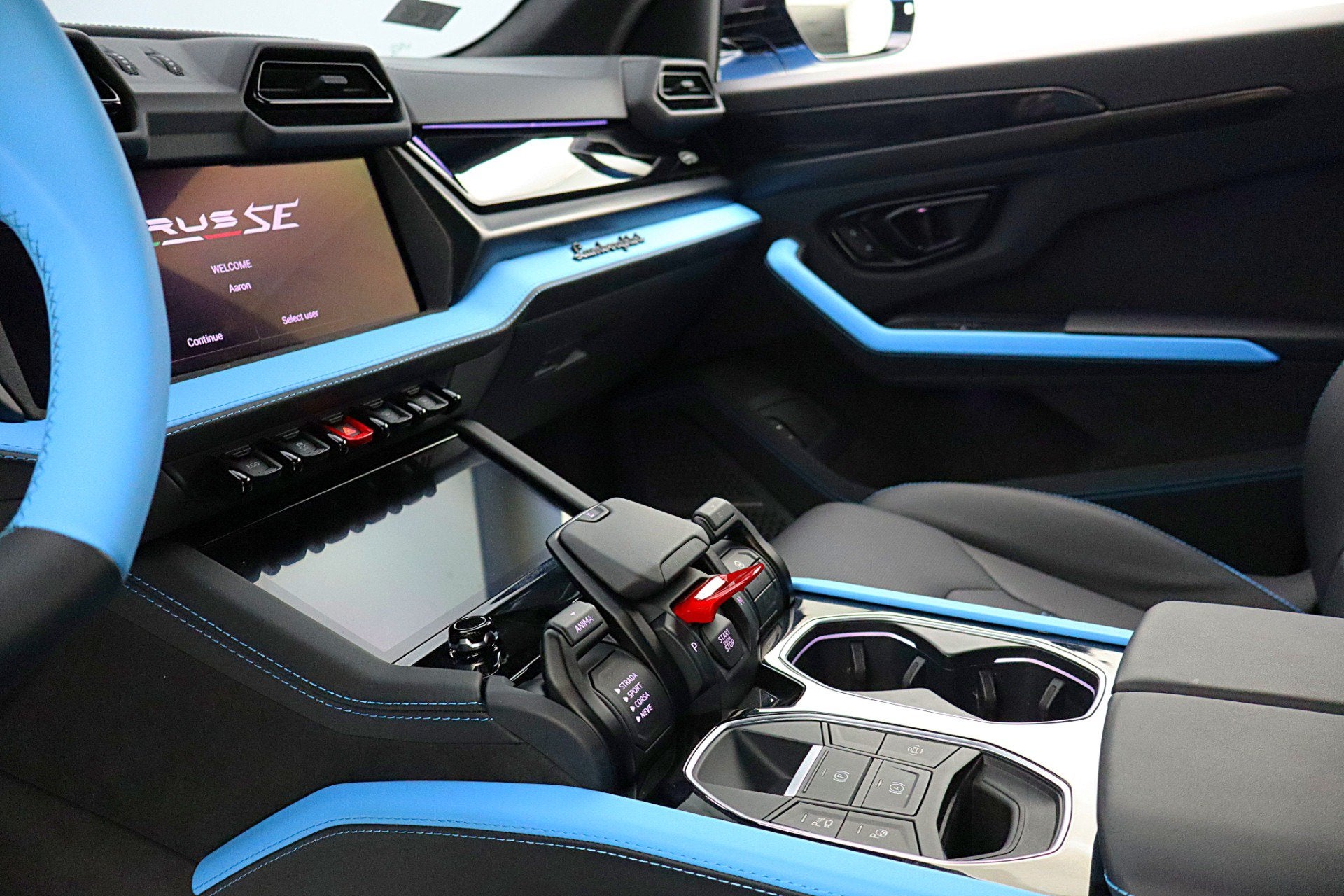 2025 Lamborghini Urus SE/LEASE OPTIONS AVAILABLE