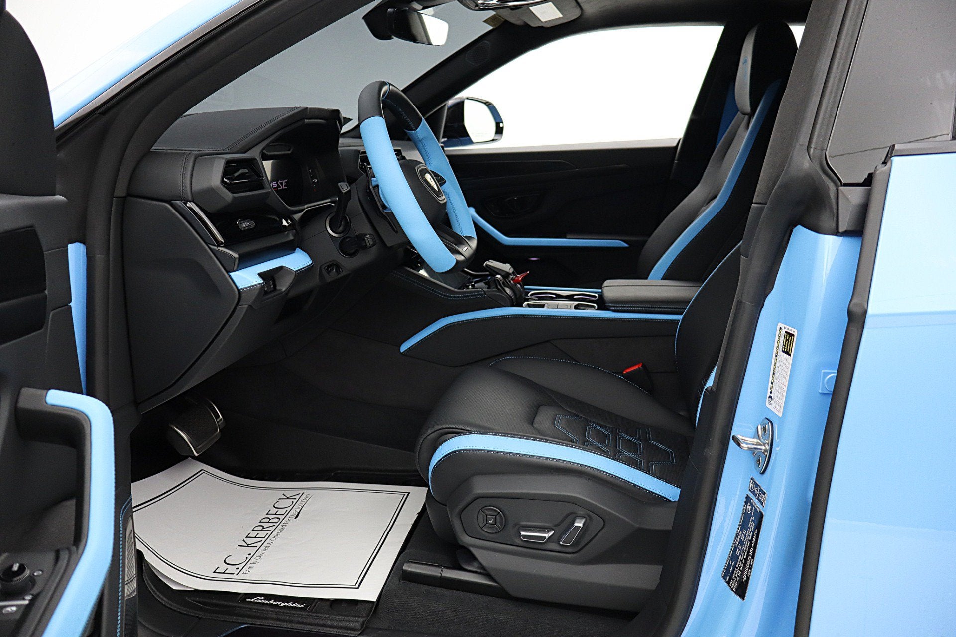 2025 Lamborghini Urus SE/LEASE OPTIONS AVAILABLE