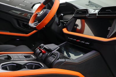 2026 Lamborghini Urus SE