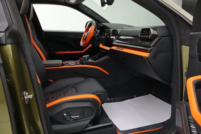 2026 Lamborghini Urus SE