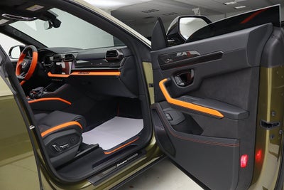 2026 Lamborghini Urus SE