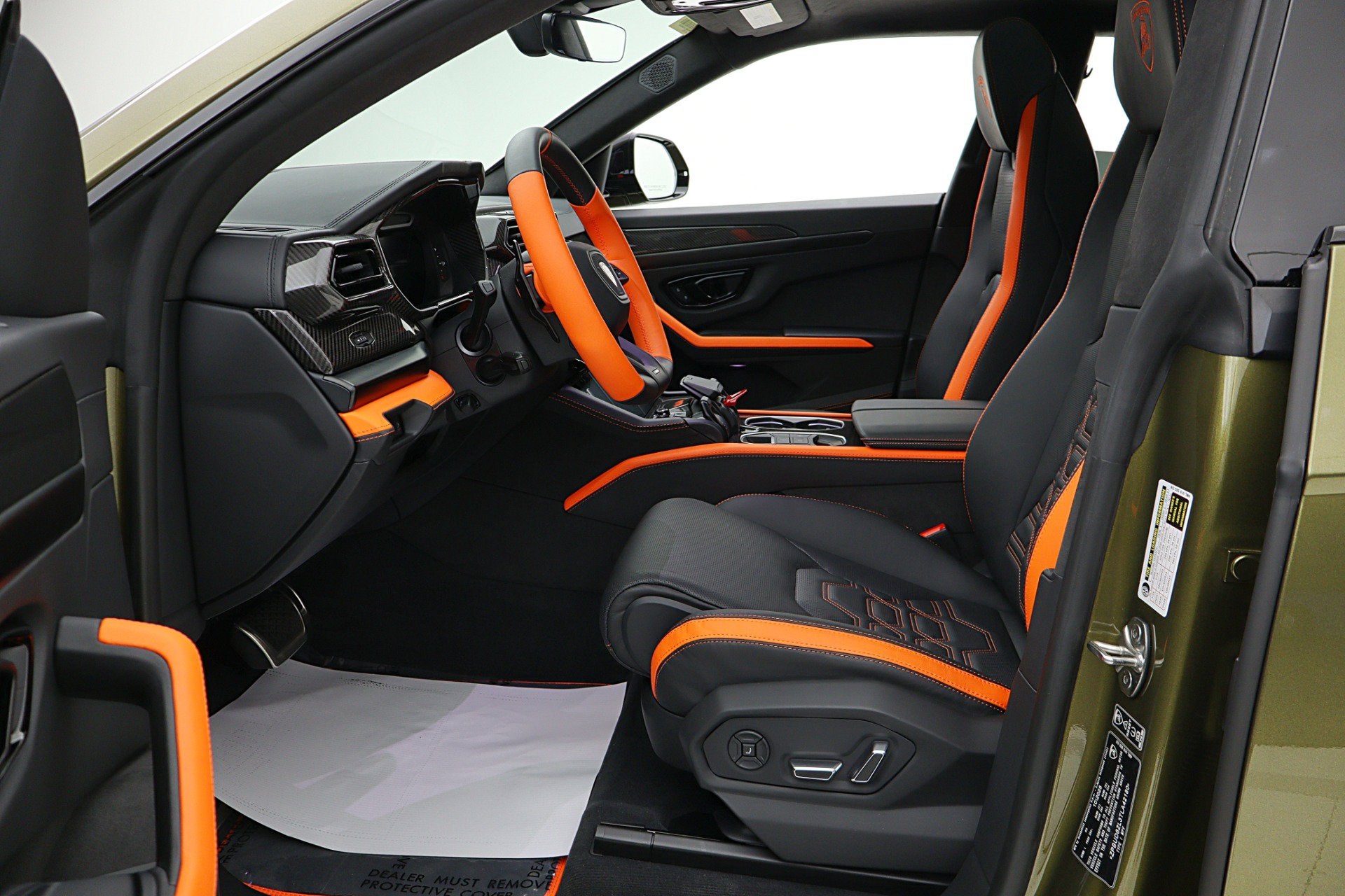 2026 Lamborghini Urus SE