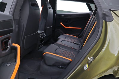 2026 Lamborghini Urus SE