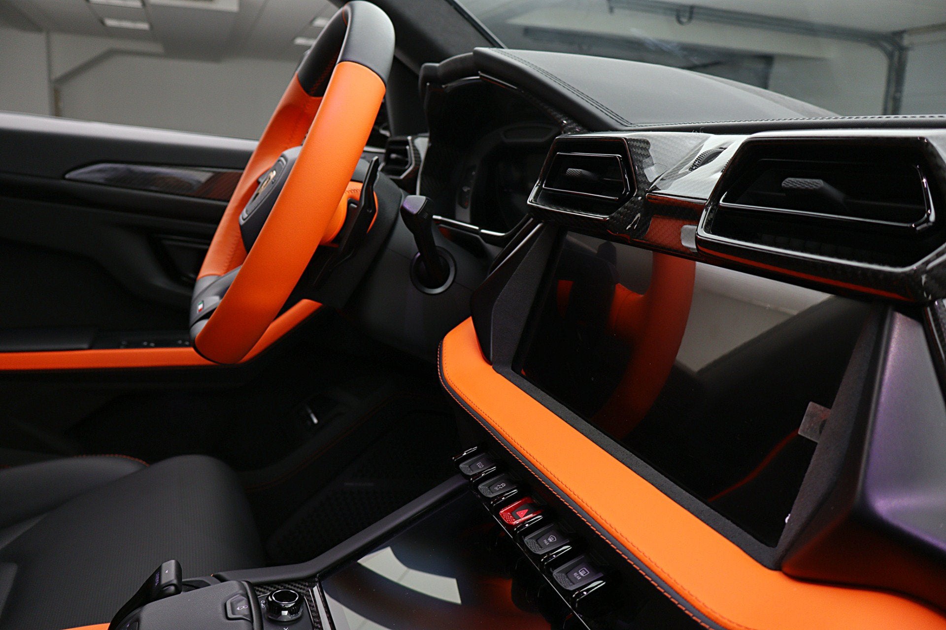 2026 Lamborghini Urus SE