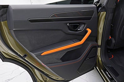 2026 Lamborghini Urus SE