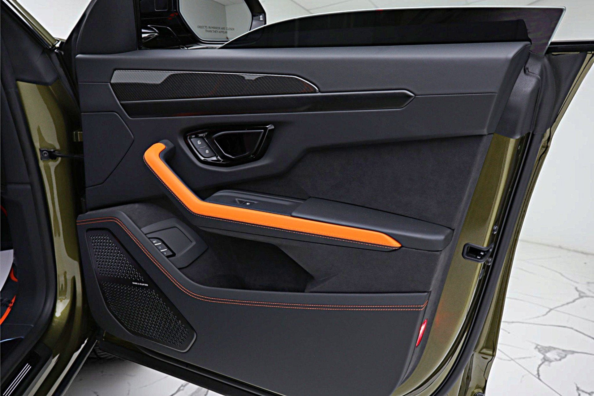 2026 Lamborghini Urus SE