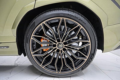 2026 Lamborghini Urus SE