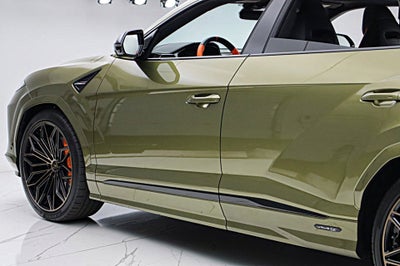 2026 Lamborghini Urus SE