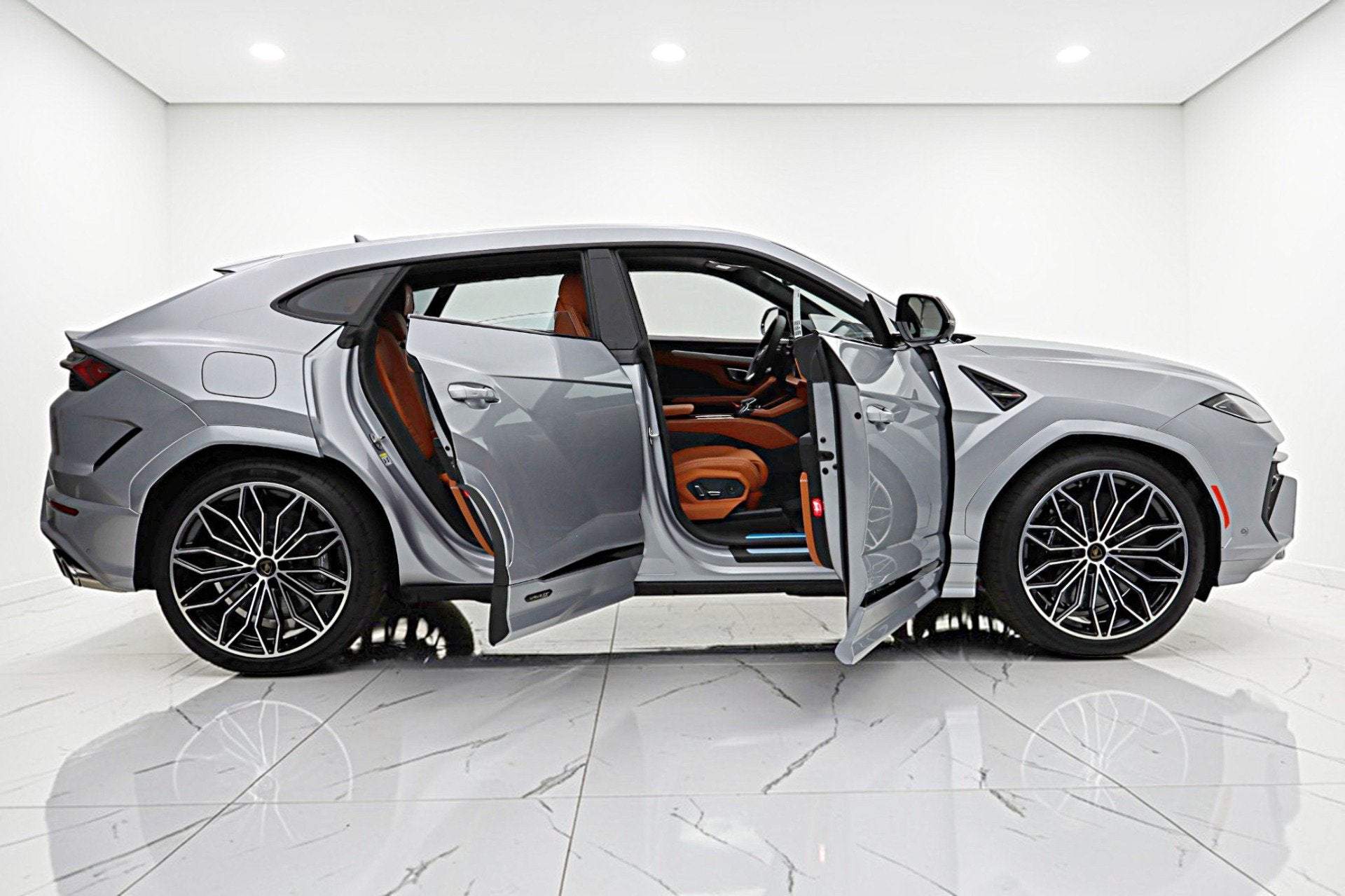 2026 Lamborghini Urus SE/LEASE OPTIONS AVAILABLE