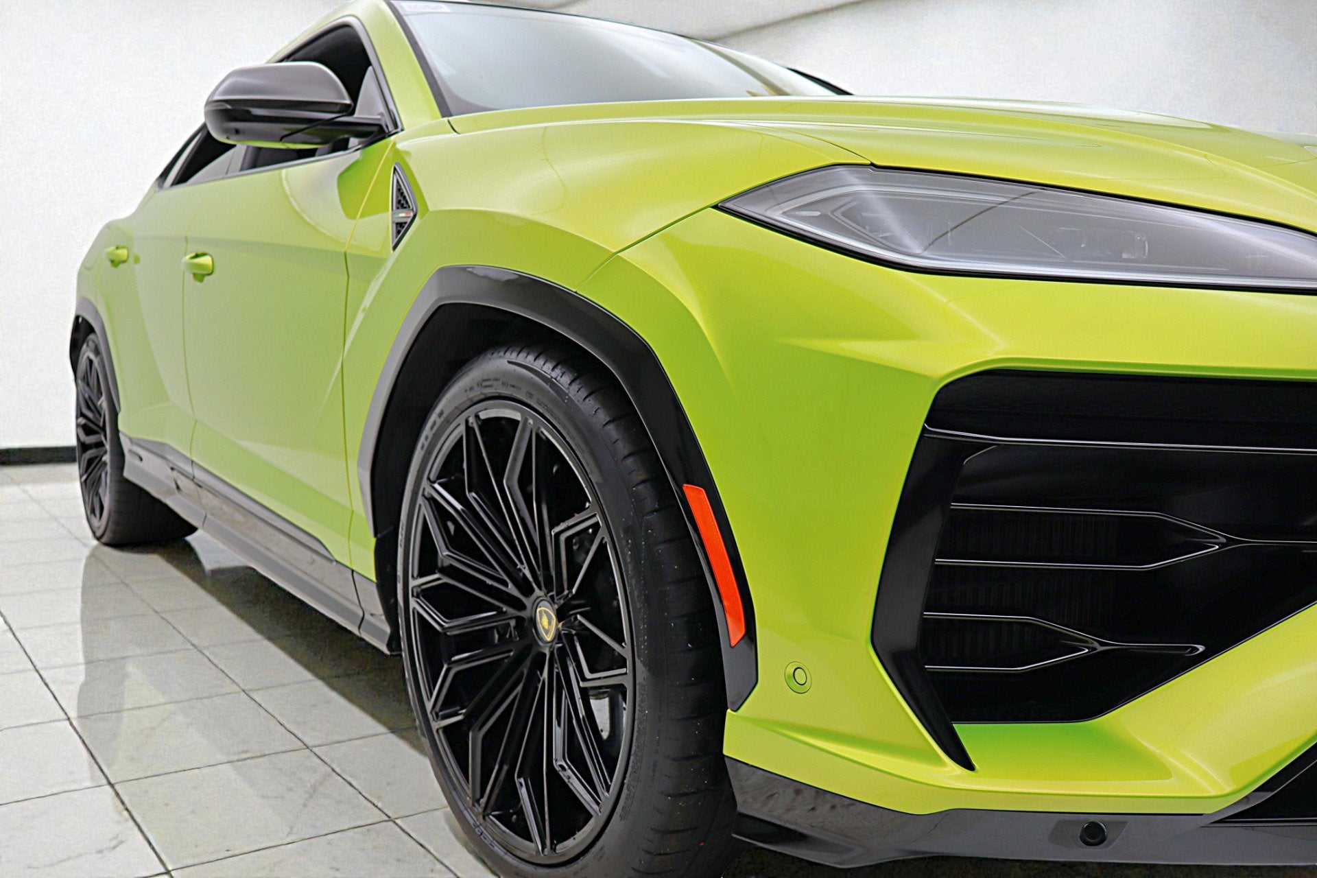 2025 Lamborghini Urus SE Org MSRP $349,965