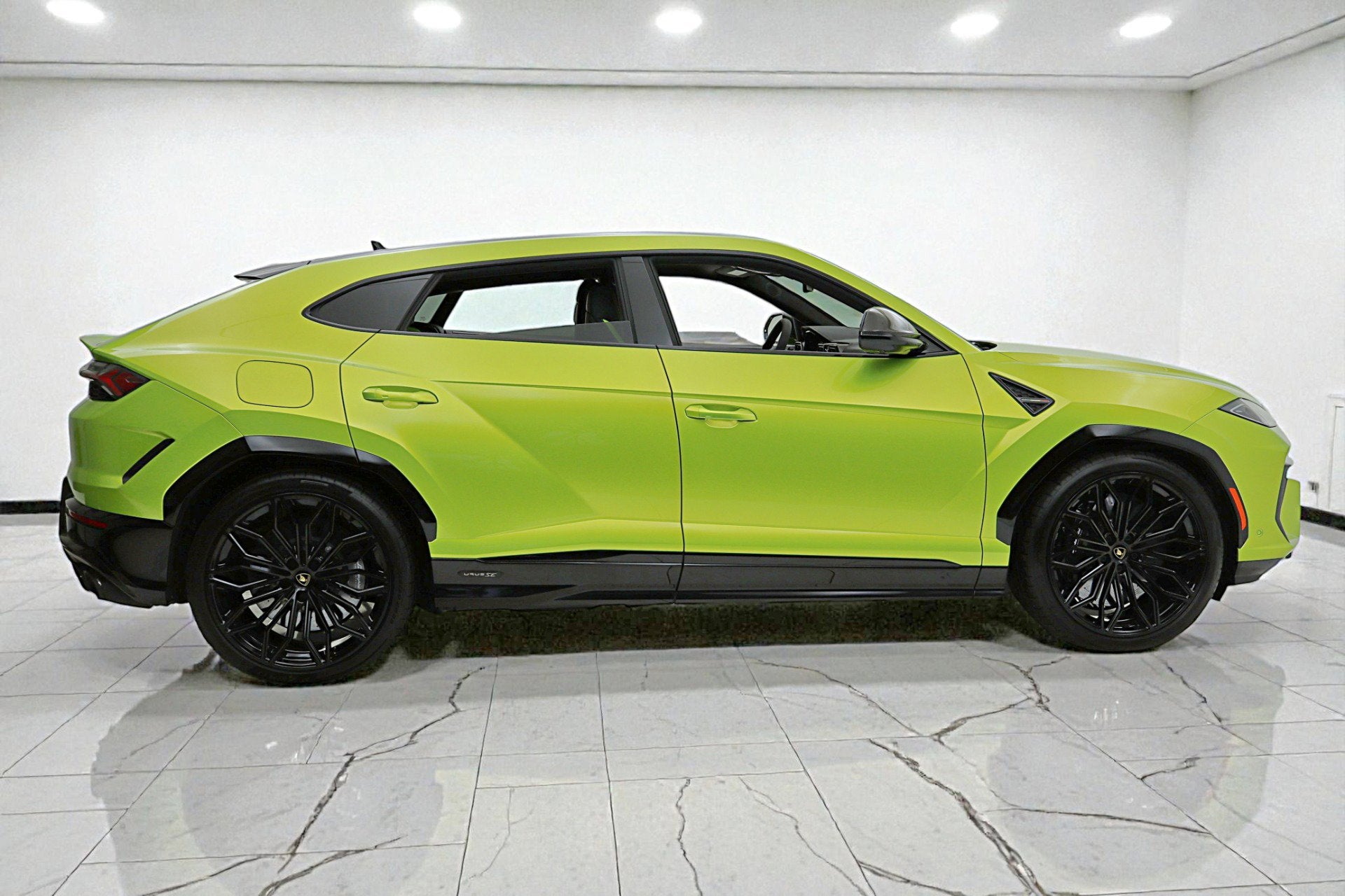 2025 Lamborghini Urus SE Org MSRP $349,965