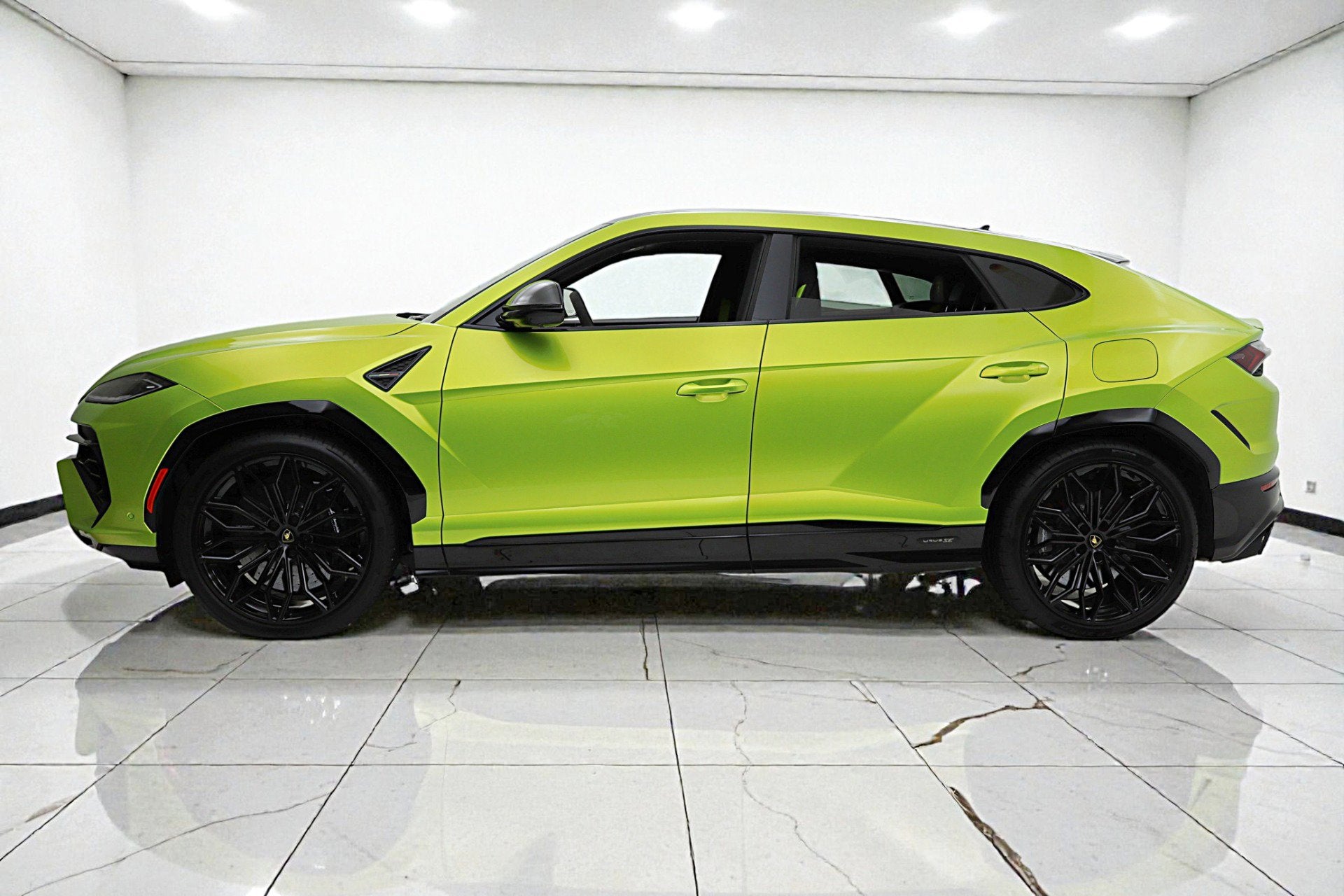 2025 Lamborghini Urus SE Org MSRP $349,965