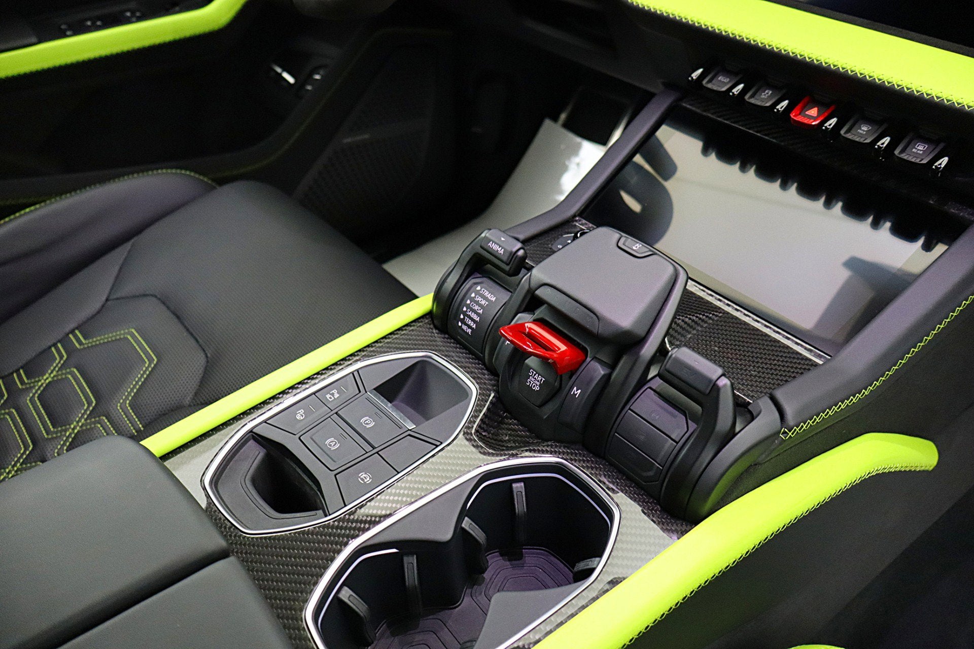 2025 Lamborghini Urus SE Org MSRP $349,965