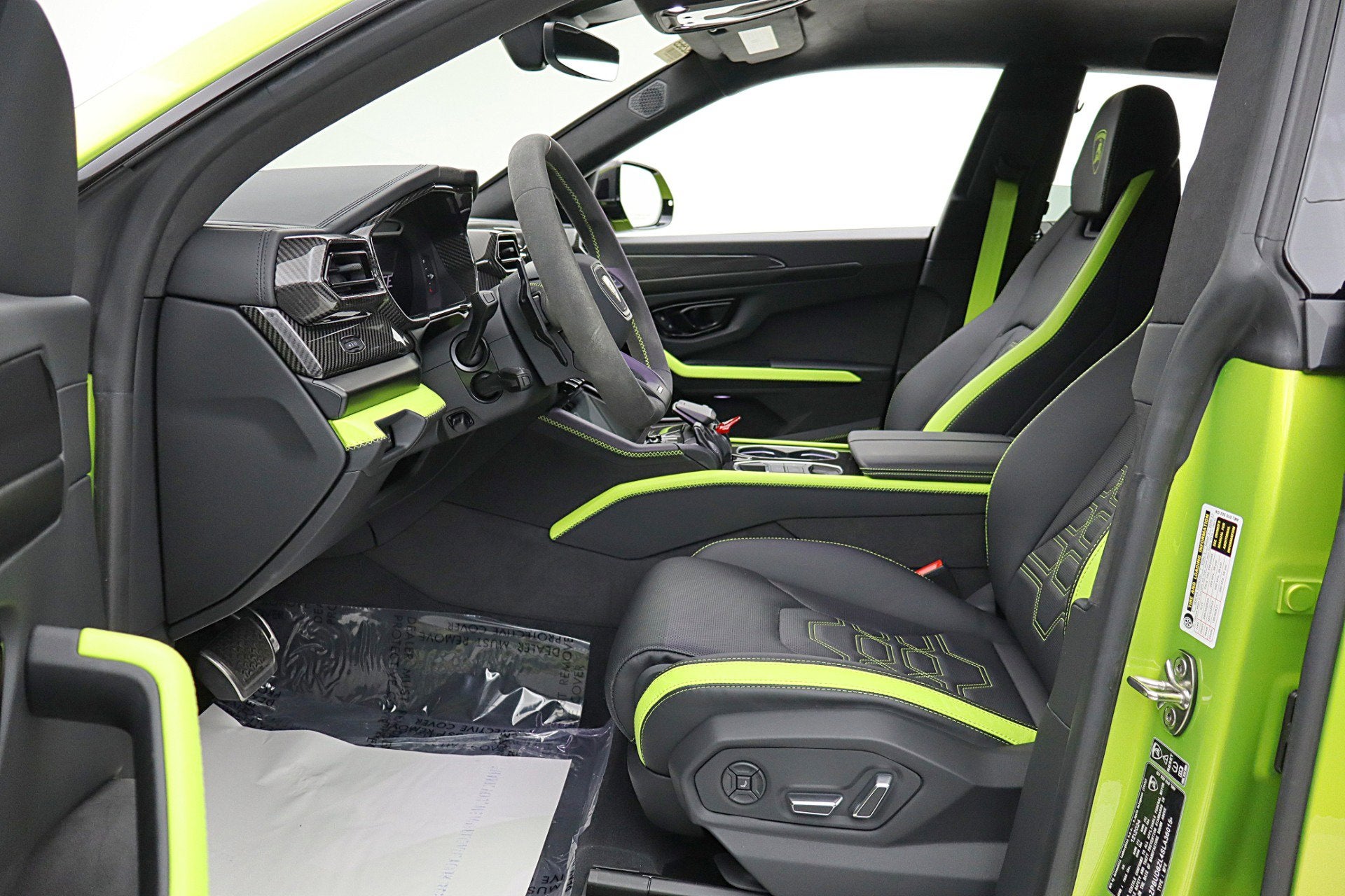 2025 Lamborghini Urus SE Org MSRP $349,965