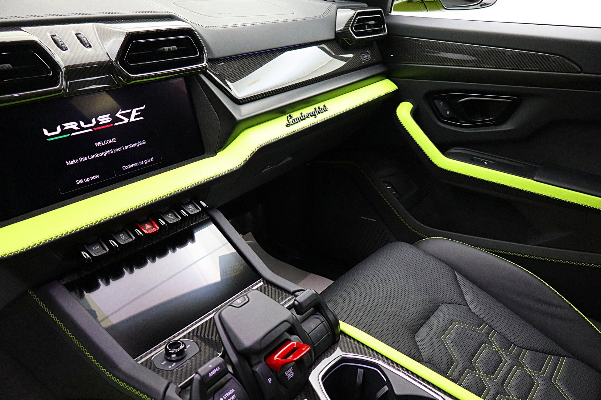 2025 Lamborghini Urus SE Org MSRP $349,965