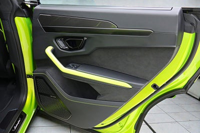 2025 Lamborghini Urus SE Org MSRP $349,965