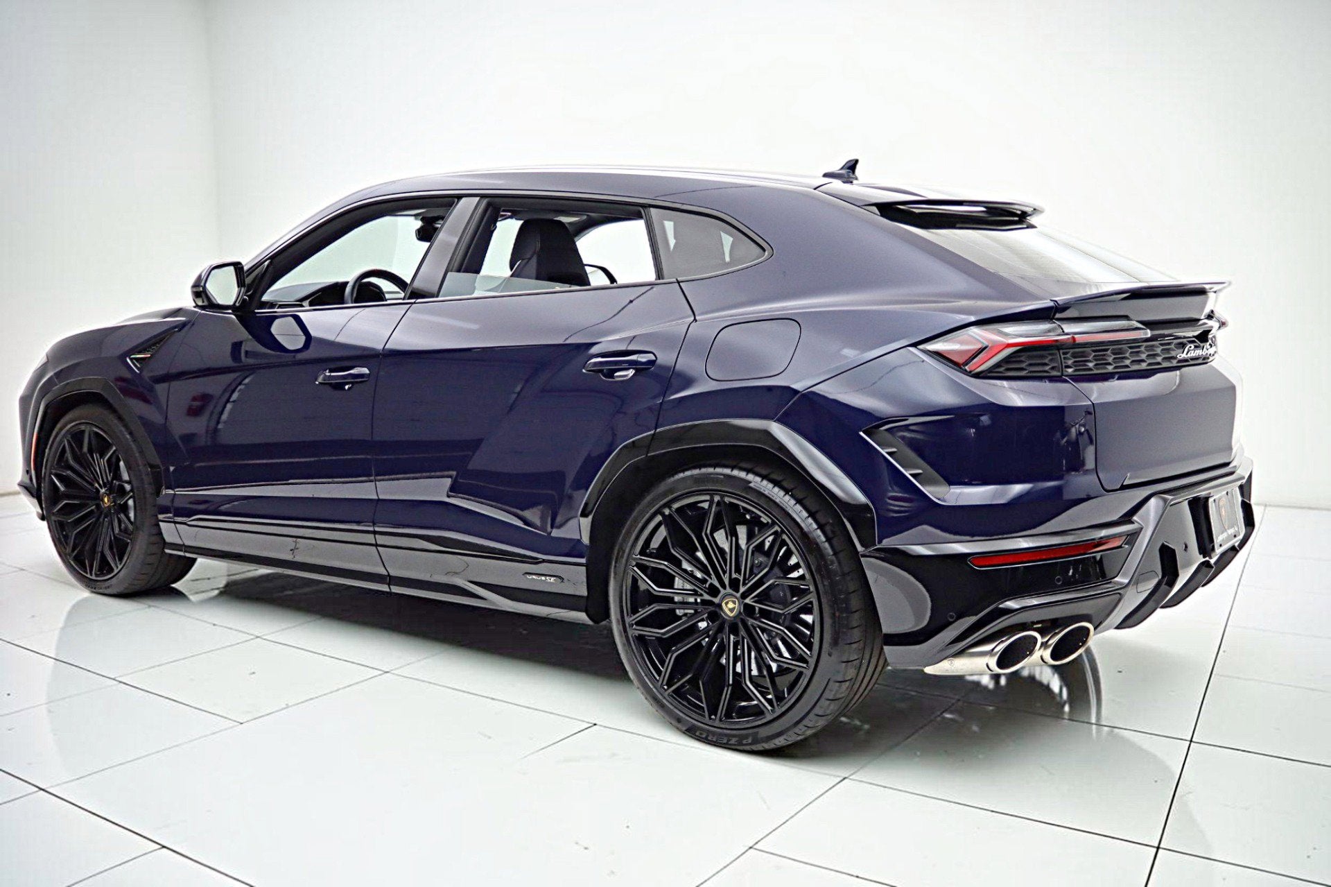 2025 Lamborghini Urus SE/LEASE OPTIONS AVAILABLE