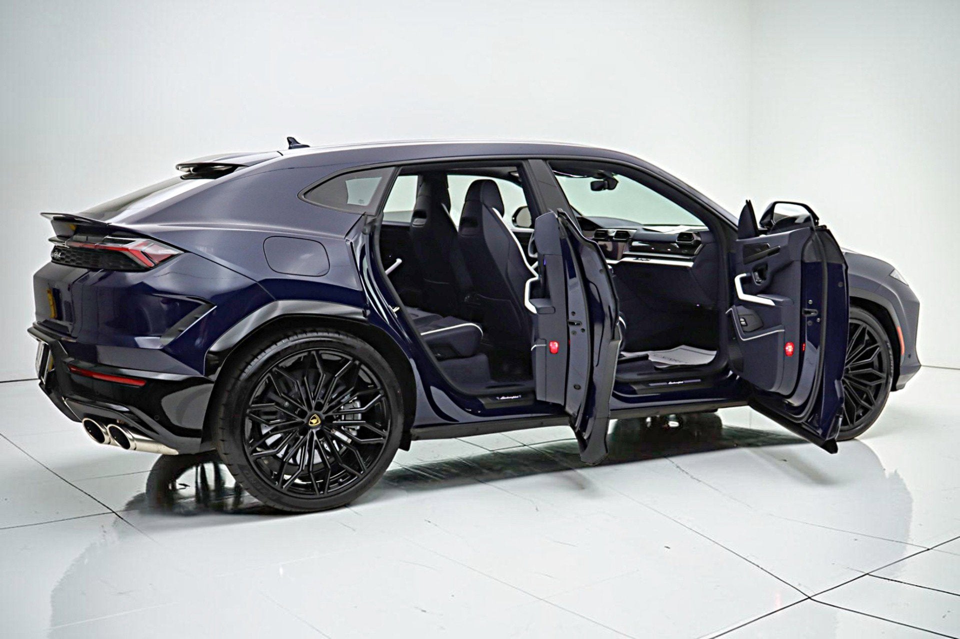 2025 Lamborghini Urus SE/LEASE OPTIONS AVAILABLE
