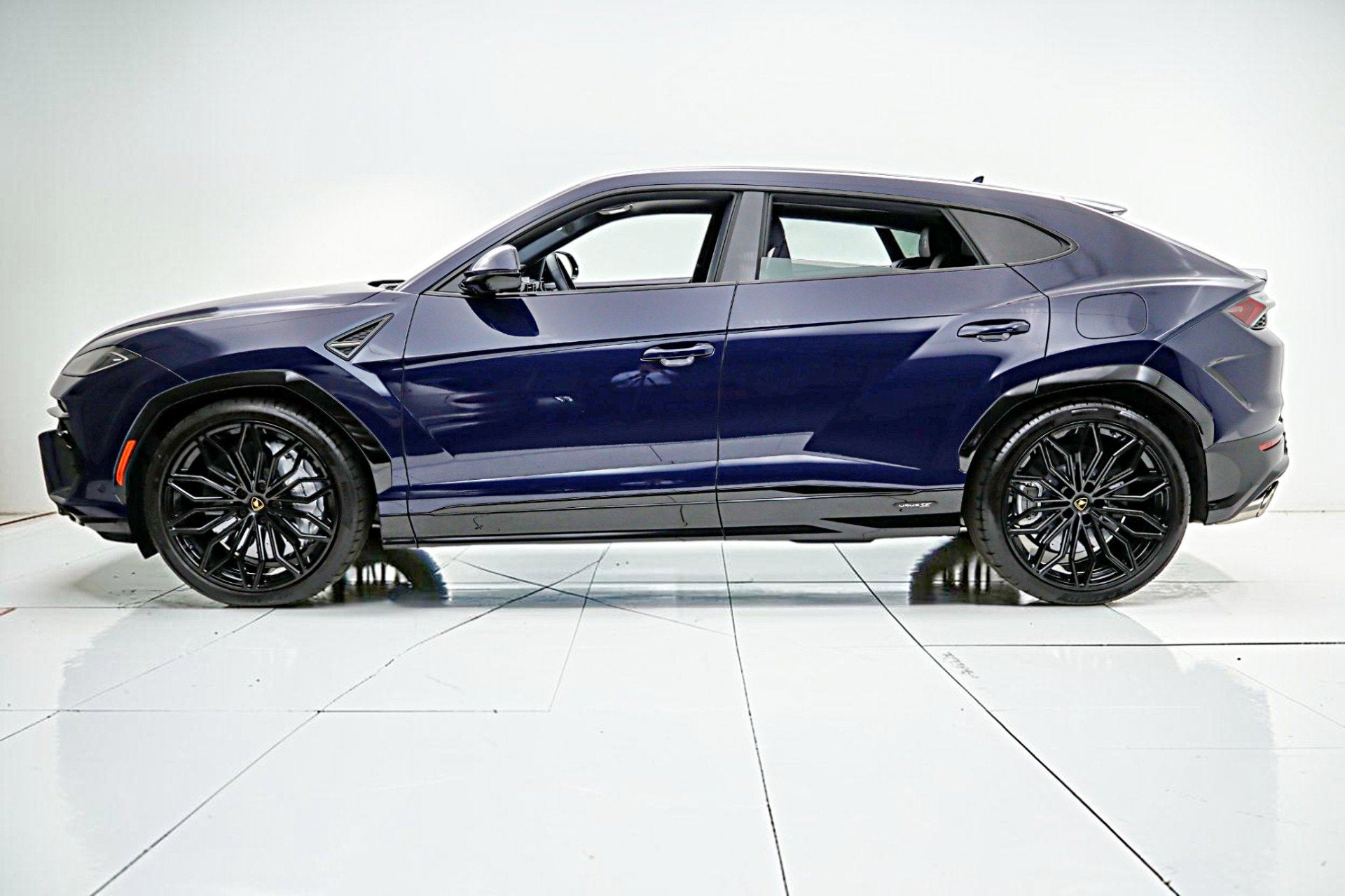 2025 Lamborghini Urus SE/LEASE OPTIONS AVAILABLE