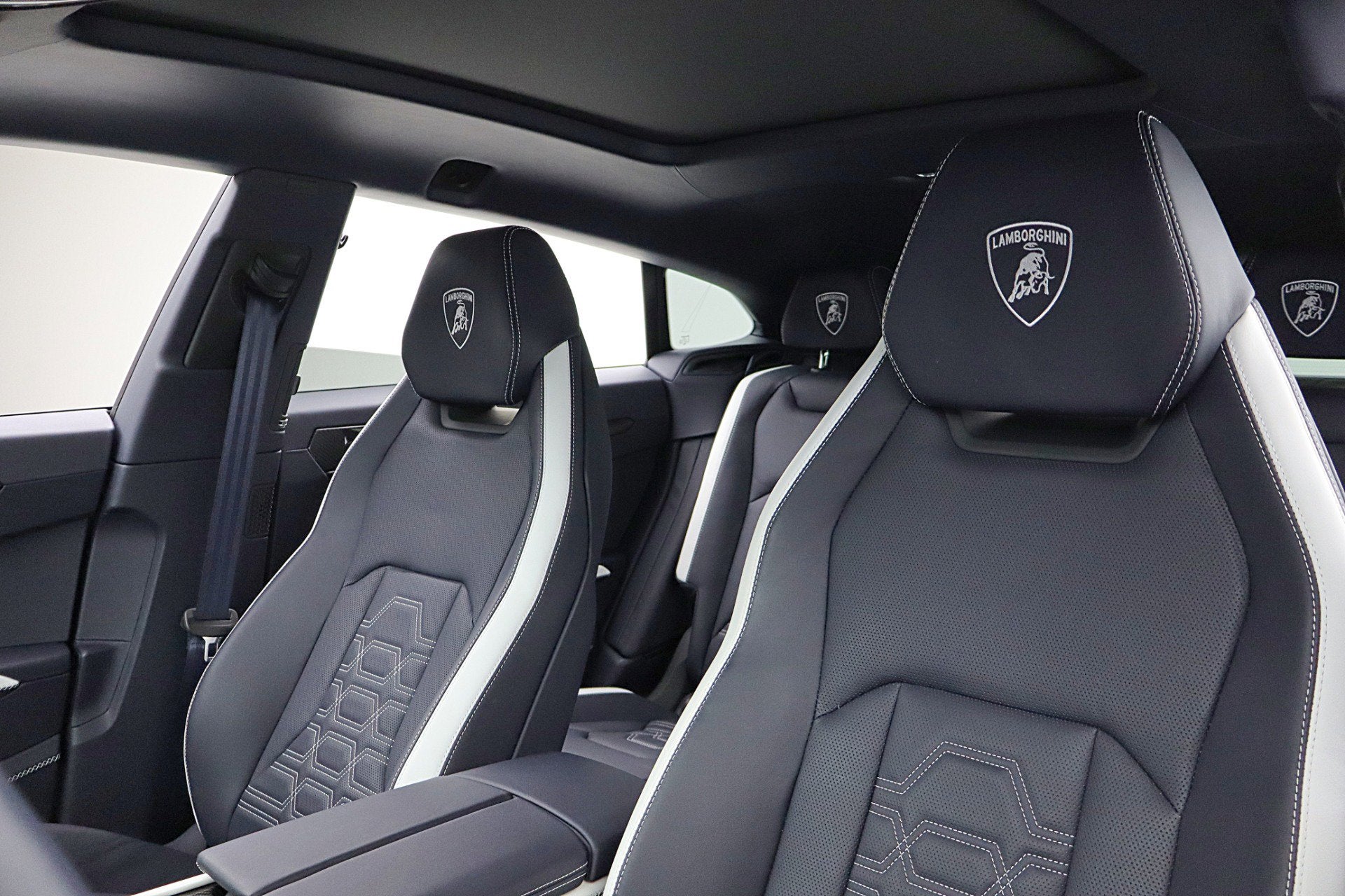 2025 Lamborghini Urus SE/LEASE OPTIONS AVAILABLE