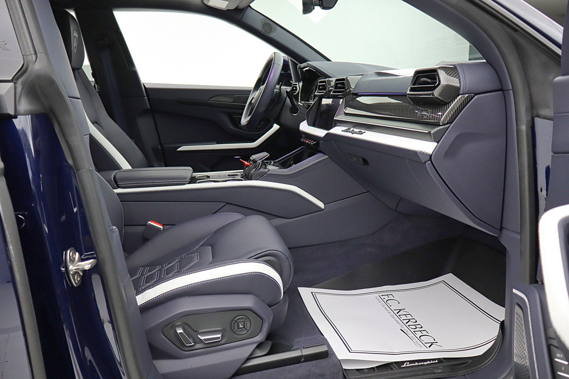 2025 Lamborghini Urus SE/LEASE OPTIONS AVAILABLE