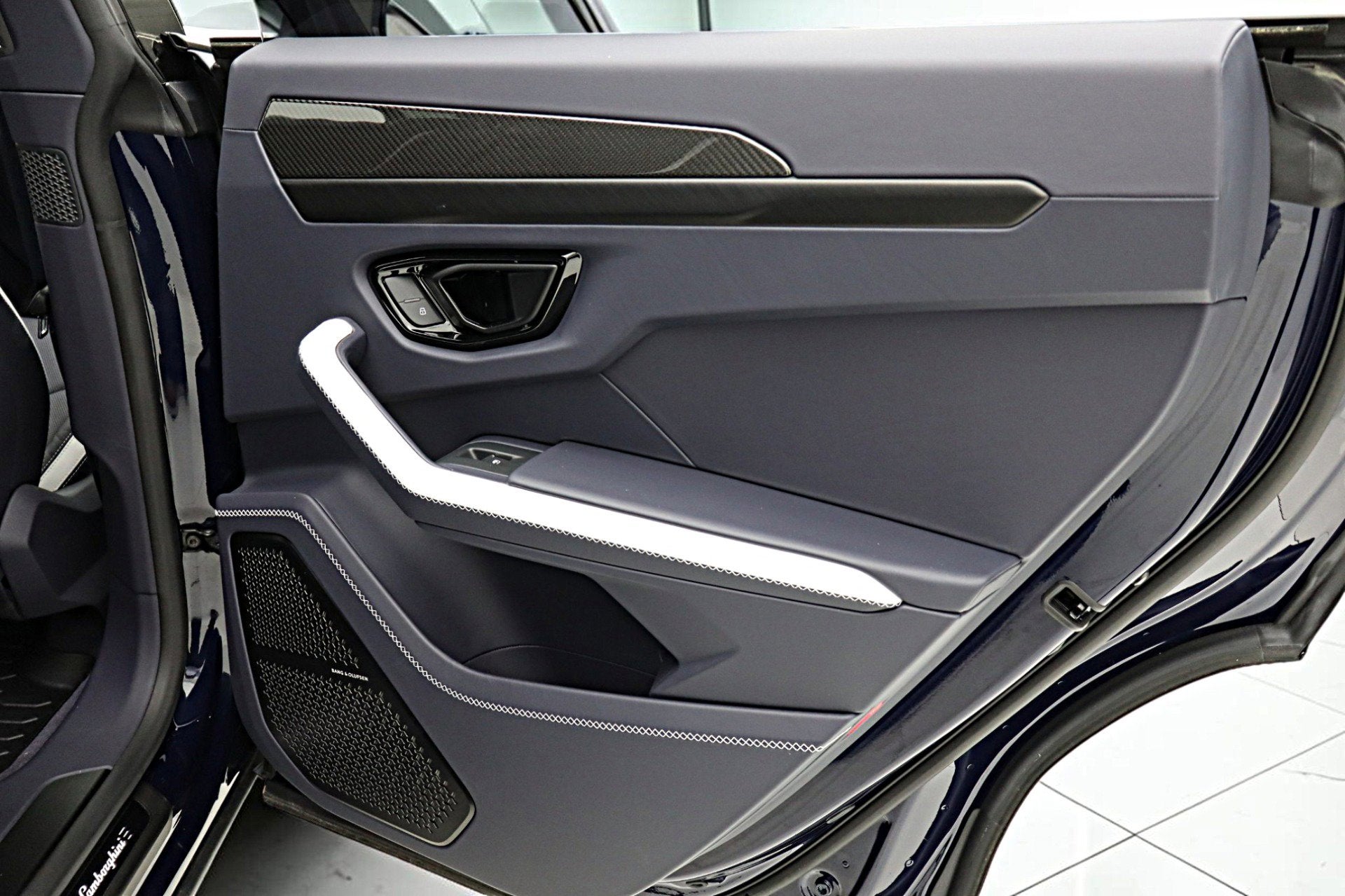 2025 Lamborghini Urus SE/LEASE OPTIONS AVAILABLE